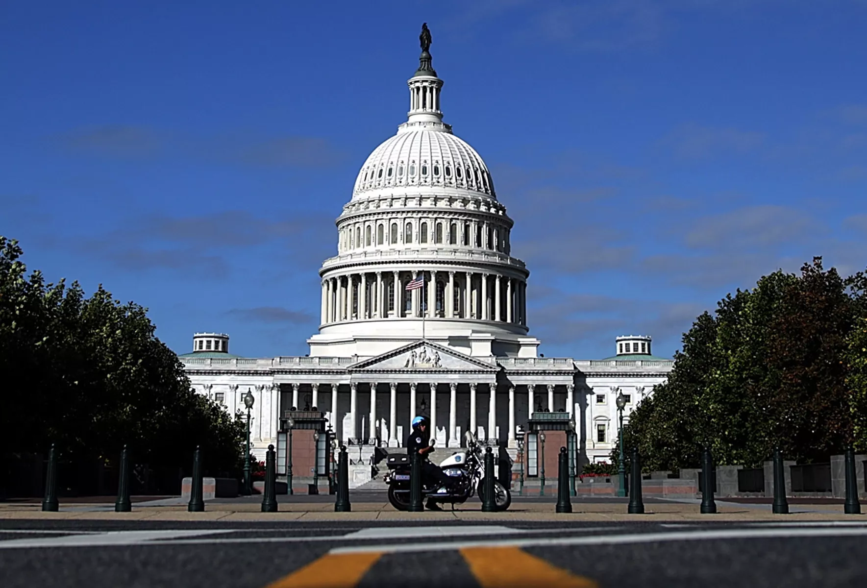 Americans Hate Divisiveness. We Need to Demand More From Our Leaders - Vimarsana News