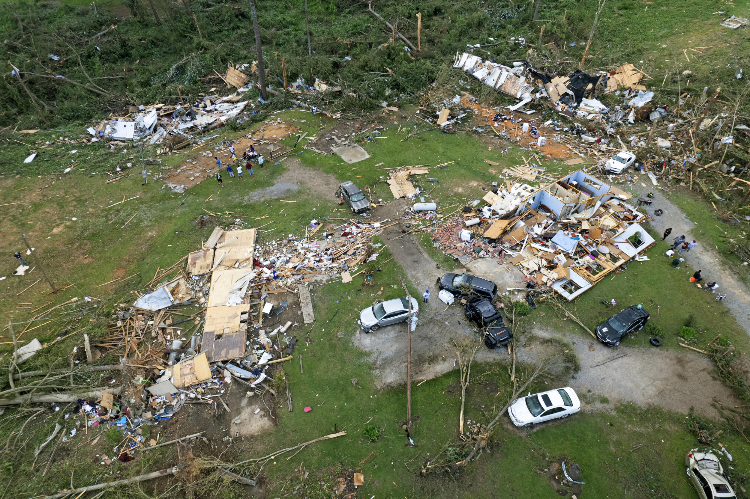 Videos Show Tornadoes Sweeping Across Chicago Area Primenewsprint