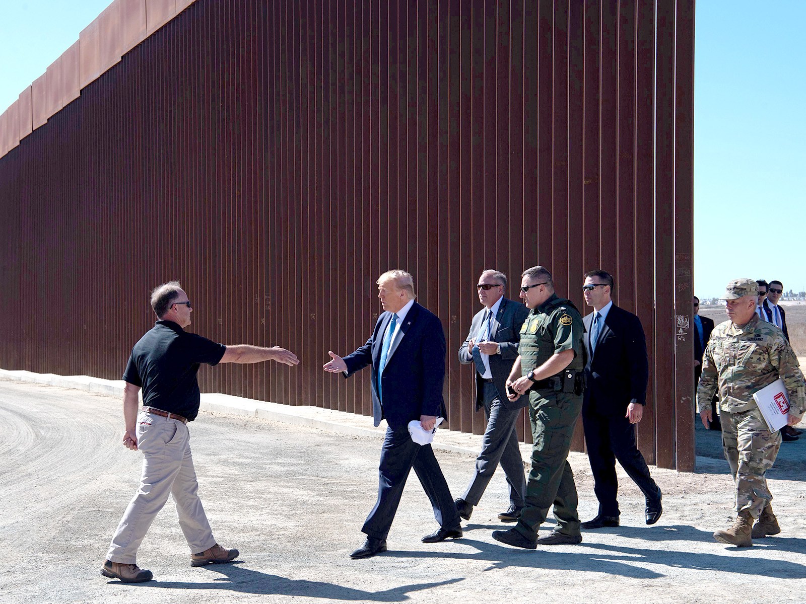Trump wanted to put cattle on ladders over border wall, ex aide reveals (independent.co.uk)