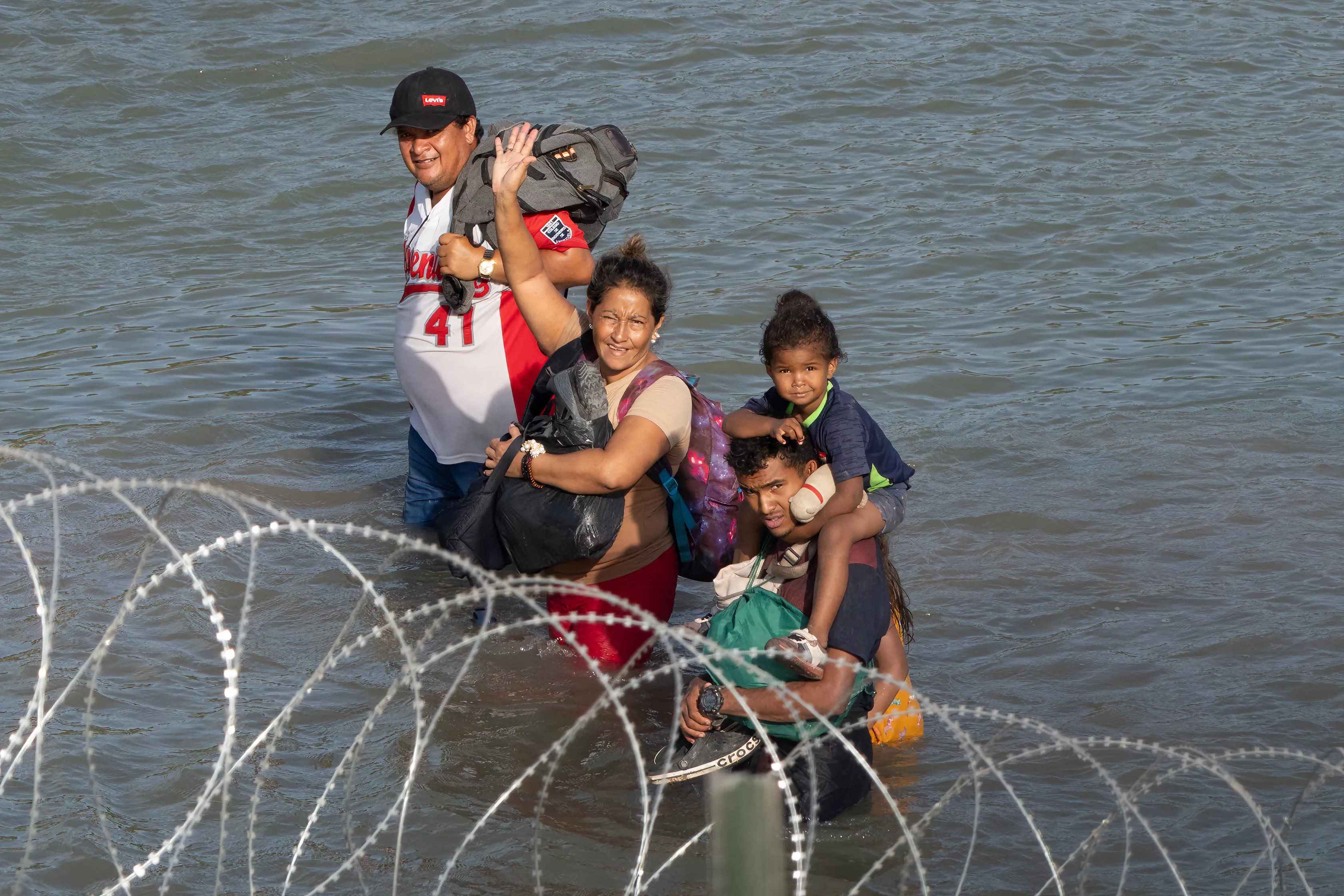 Greg Abbott's Rio Grande Border Policies Condemned as 'Definition of Evil' - Vimarsana News