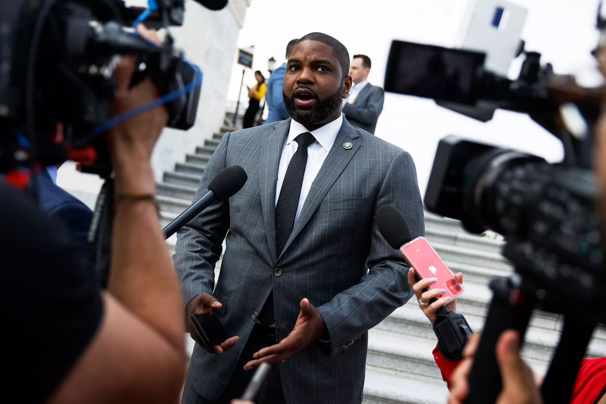 Ron DeSantis' Race Curriculum Sparks Fight With Potential Successor - Vimarsana News