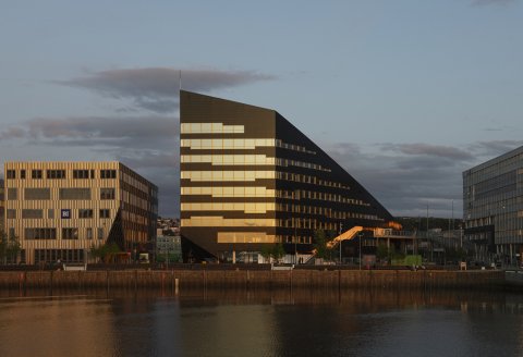 “Ultra-Sustainable” Building Technologies SECONDARY 02