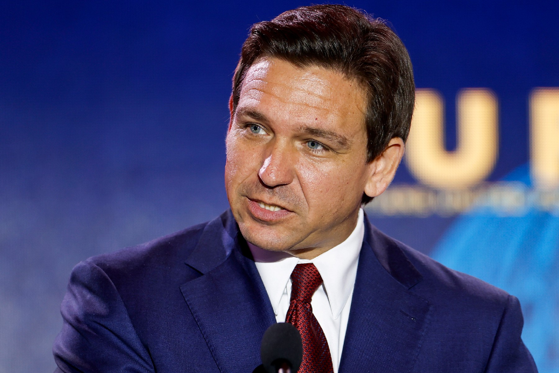 ron-desantis-snaps-back-at-reporter-over-slavery-question-in-tense