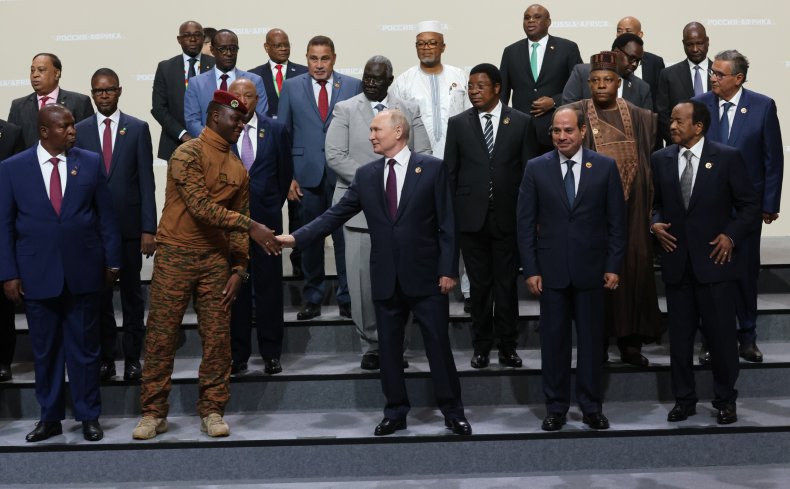 Putin with African delegation