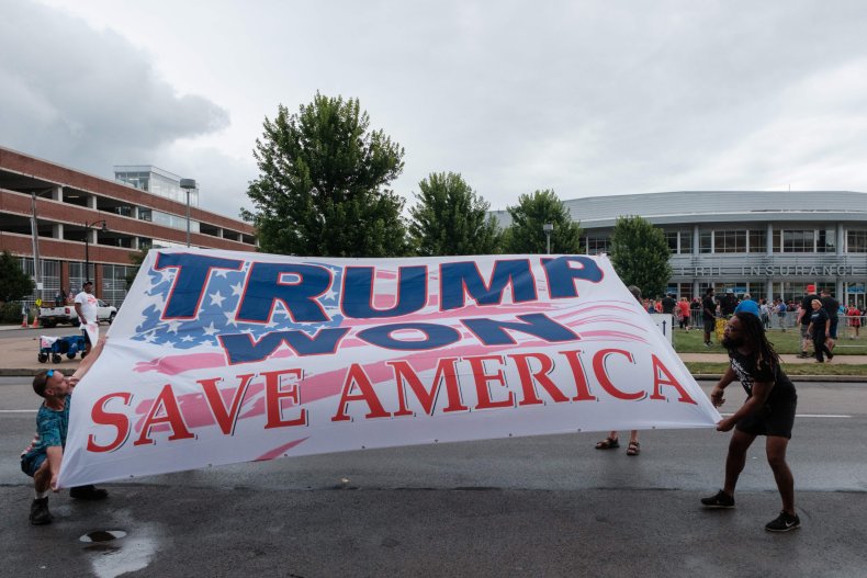 Trump rallies in Erie, Pennsylvania