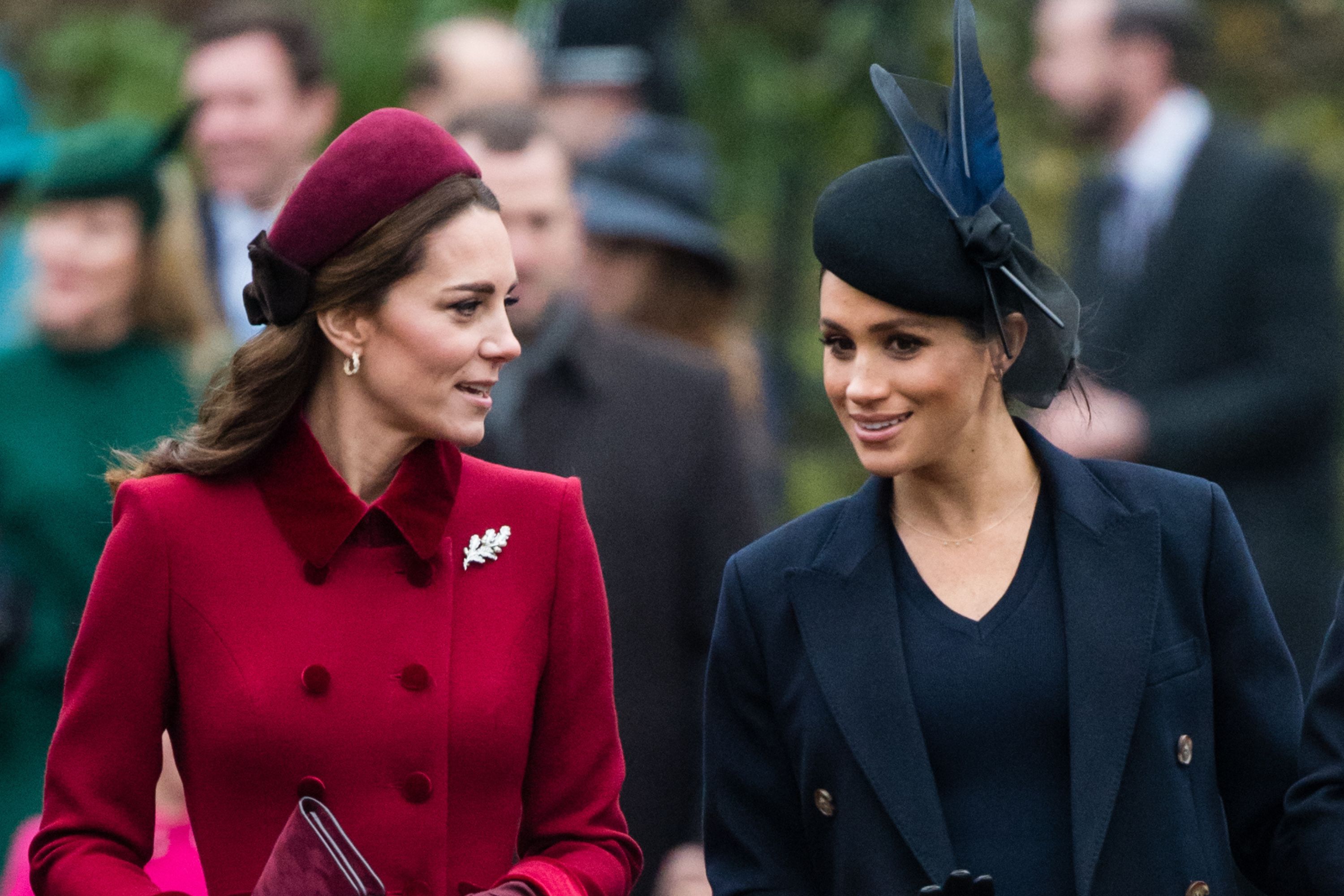 Что случилось с кейт миддлтон. Меган Маркл. Меган Маркл и Королева. Kate Middleton and Meghan Markle. Принцесса Англии Меган Маркл.