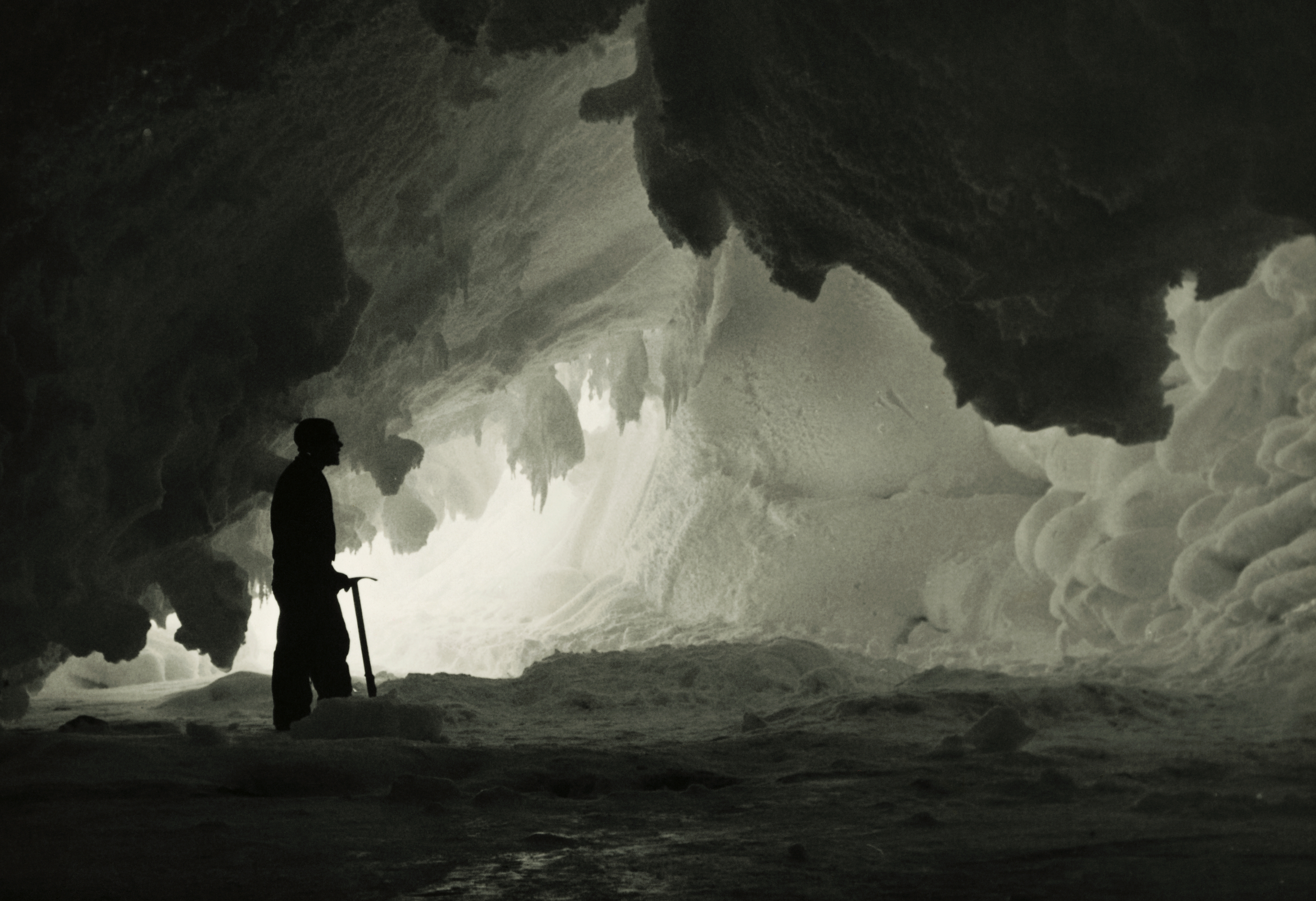 Fact Check: Is There a Tunnel From Argentina to Antarctica?