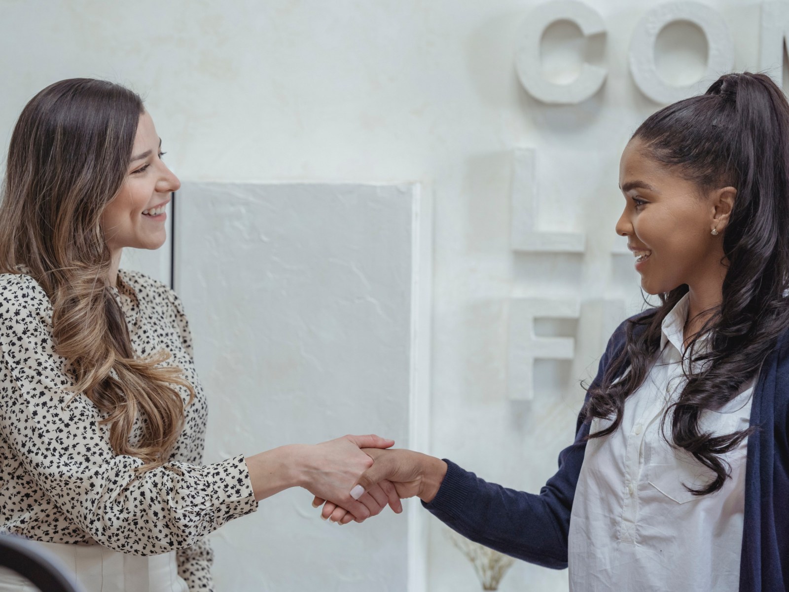 Key Strategies to Develop a Customer-Centric Business Culture 1 20 Key Strategies for Building a Customer-Centric Culture