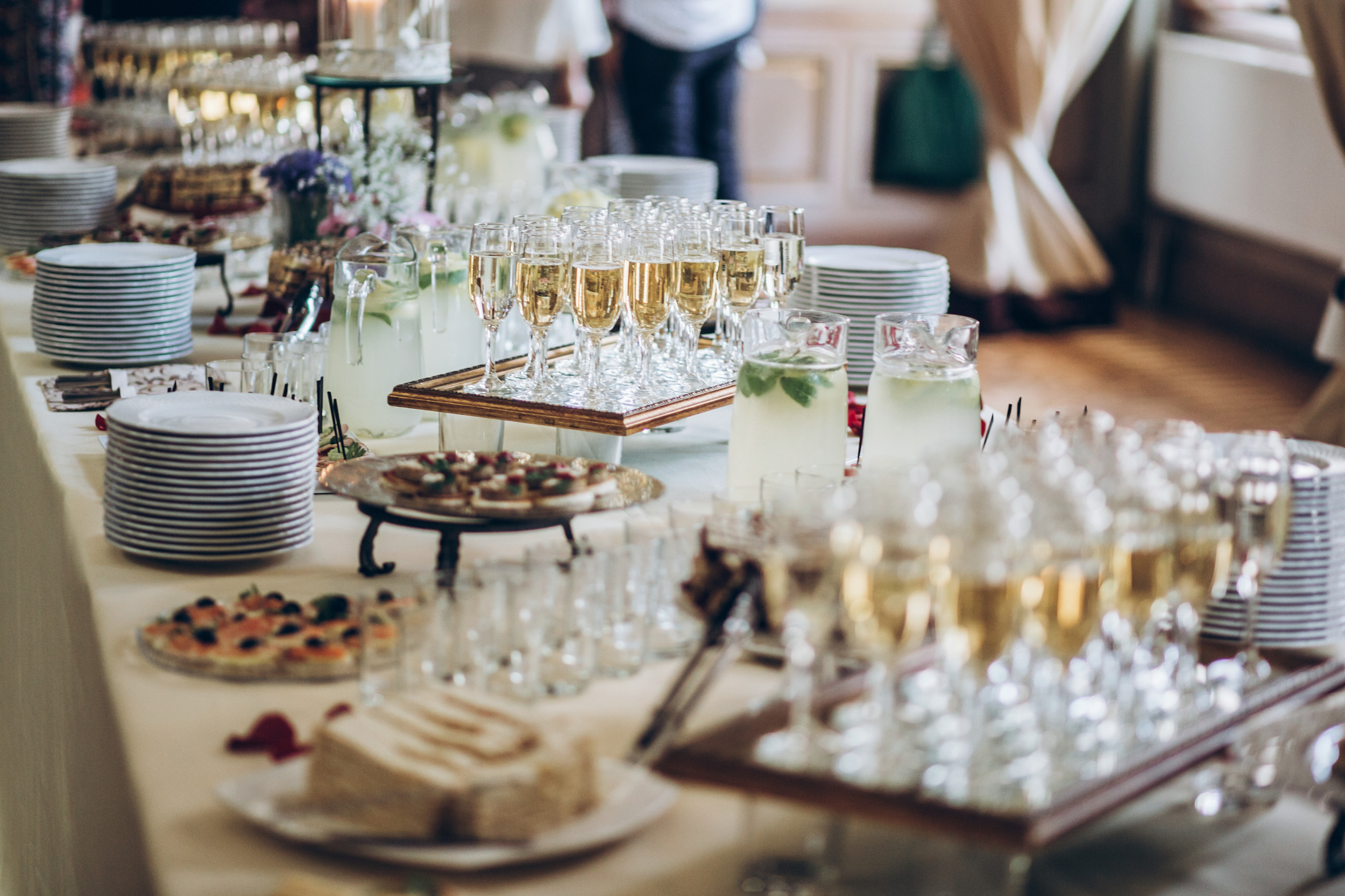 Виды гостей. Еда и напитки на свадьбе. Wedding Luxury Catering. Картинки еды на торжествах. Food and Drink event venue.