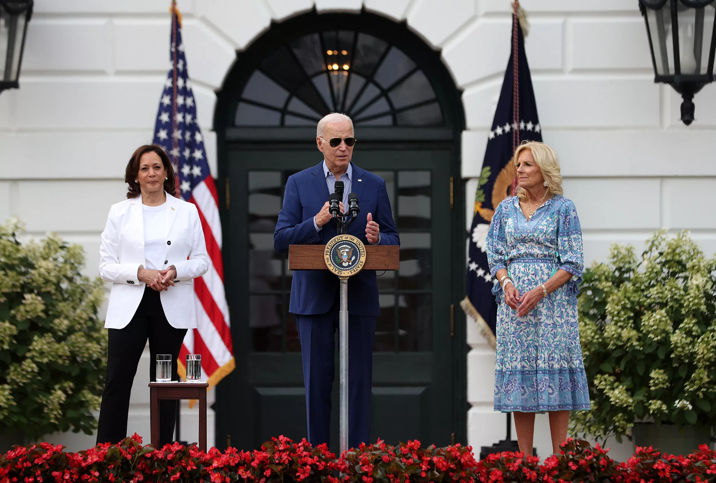 Harris Enjoying Rare Moment In the Spotlight With Biden On Vacation - Vimarsana News