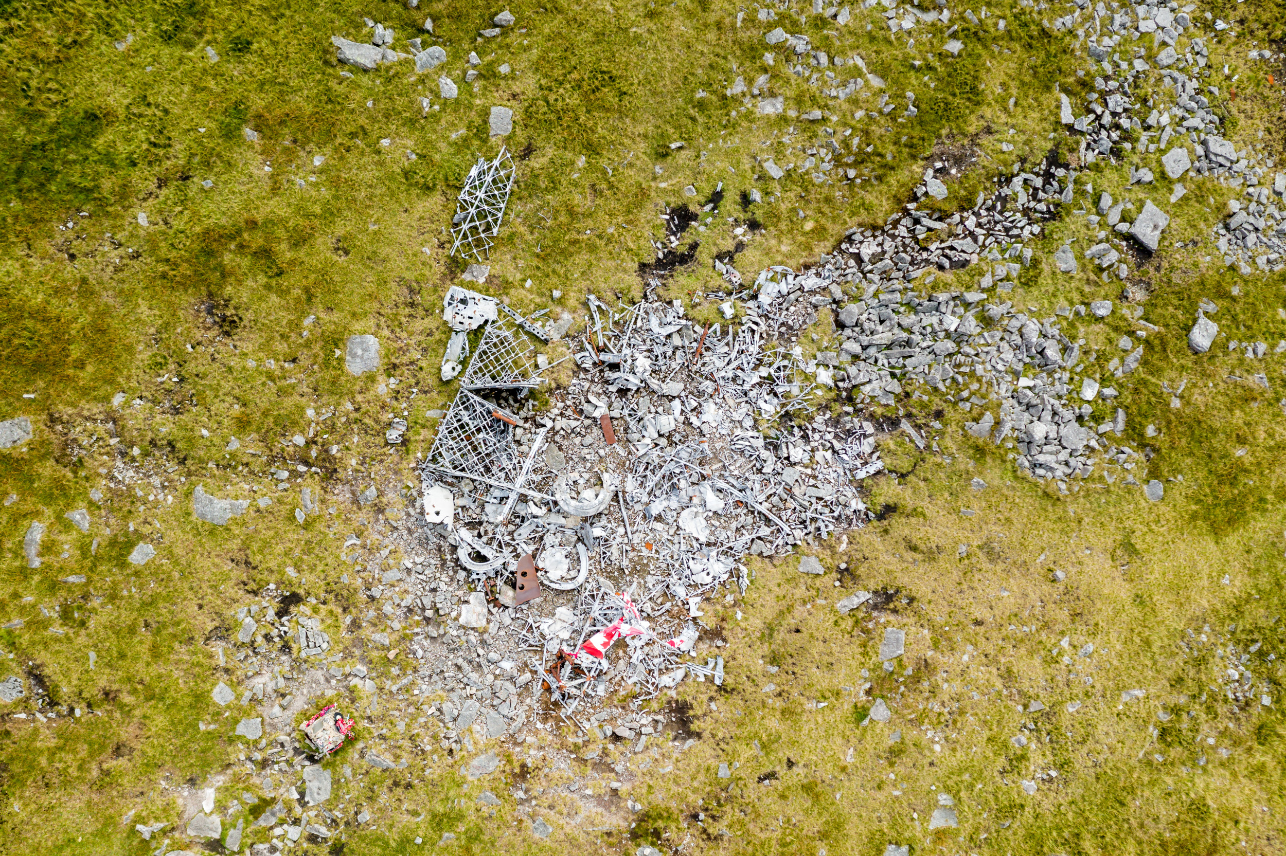 Internet Amazed as Hiker Finds Plane Wreck on Remote Mountain