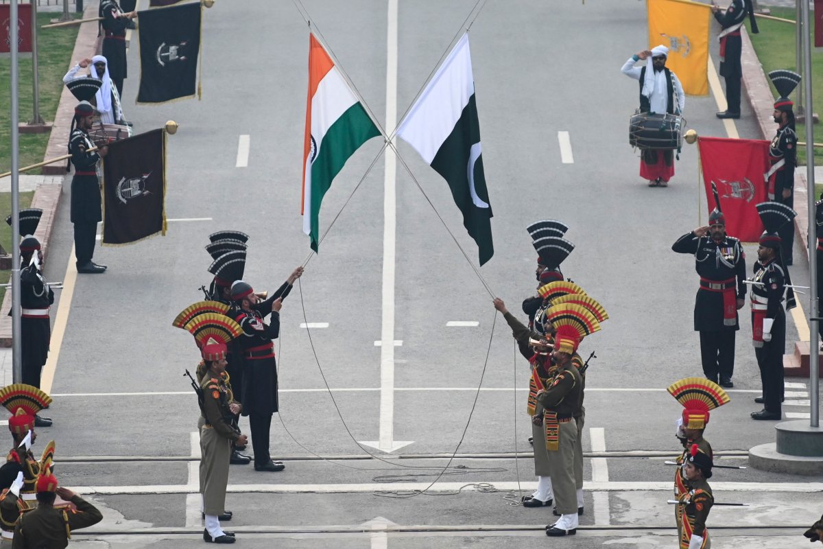 India, Pakistan, beating, retreat, border, ceremony