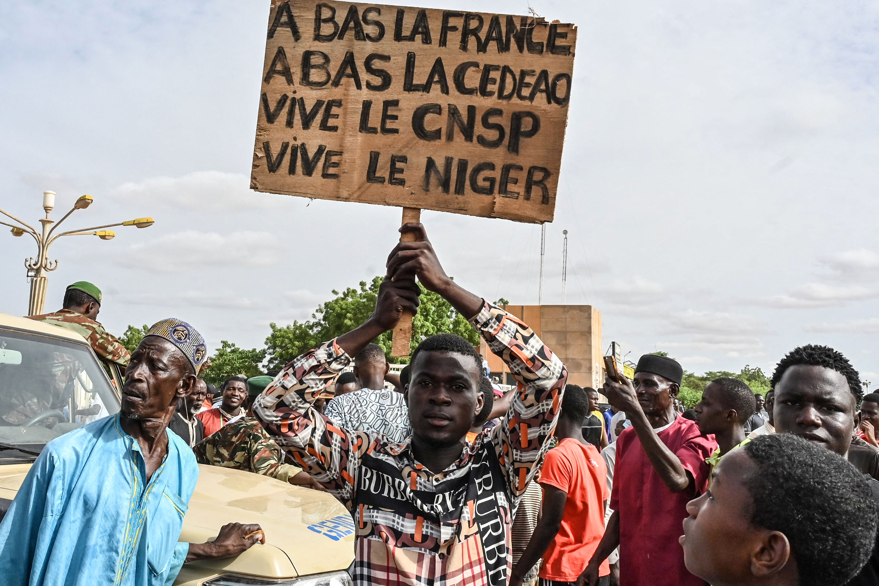 Demonstrators in Burkina Faso protest France and ECOWAS while