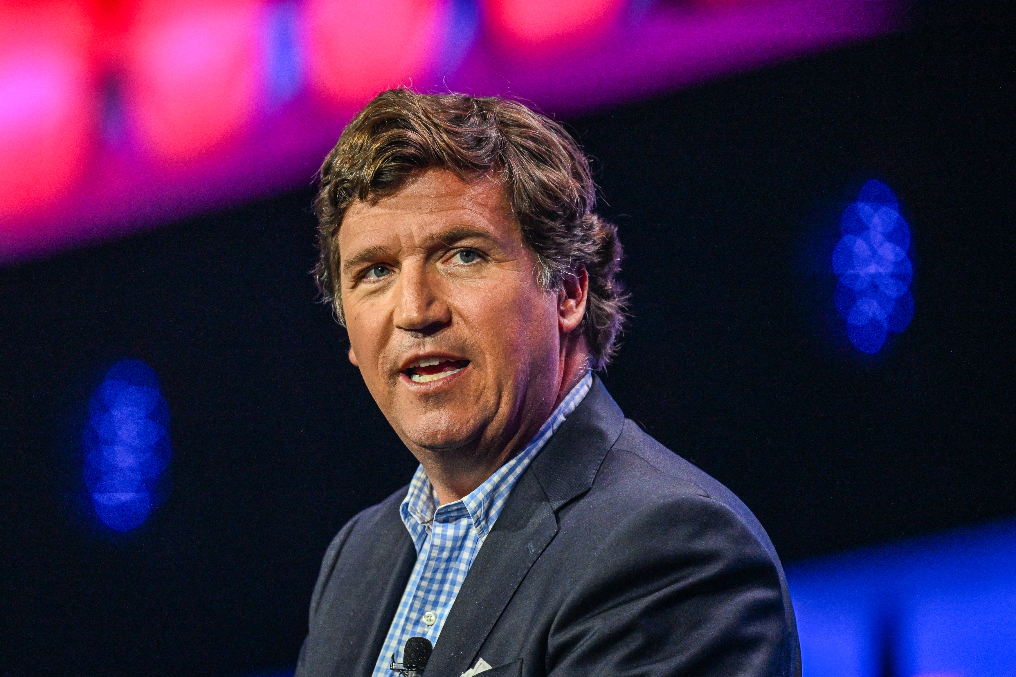 Tucker Carlson Could Win 2028 Election, Joe Rogan Predicts