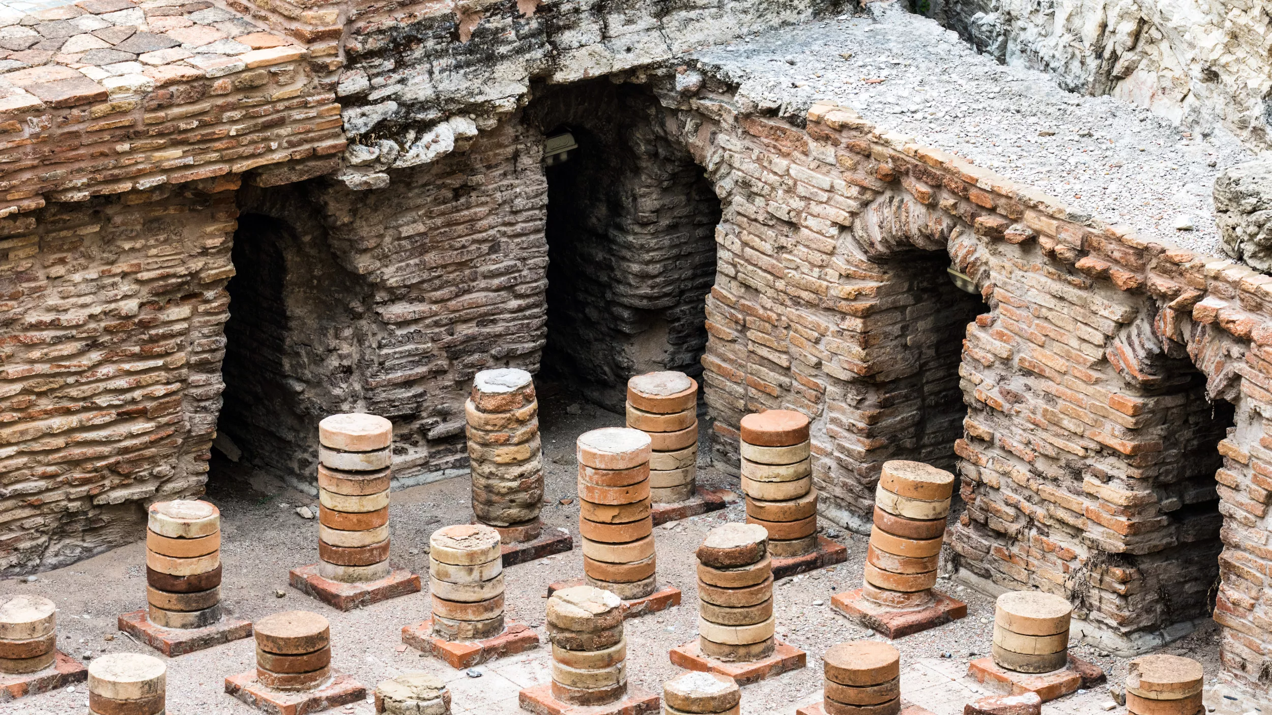 Archaeologists Find Ancient Roman Luxury Baths With Underfloor Heating - Vimarsana News