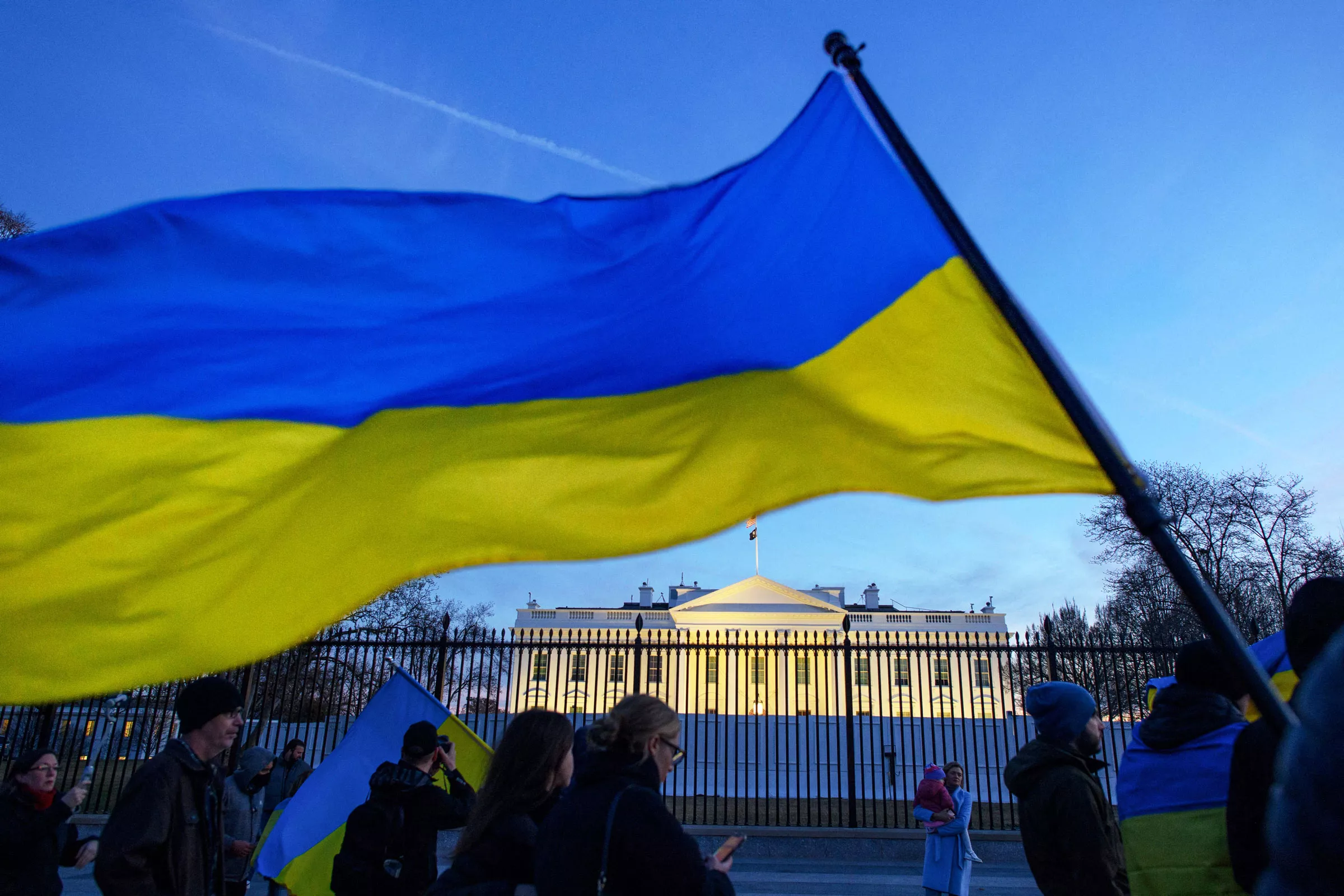 How the 2024 Presidential Race Could Determine Who Wins the War in Ukraine - Vimarsana News