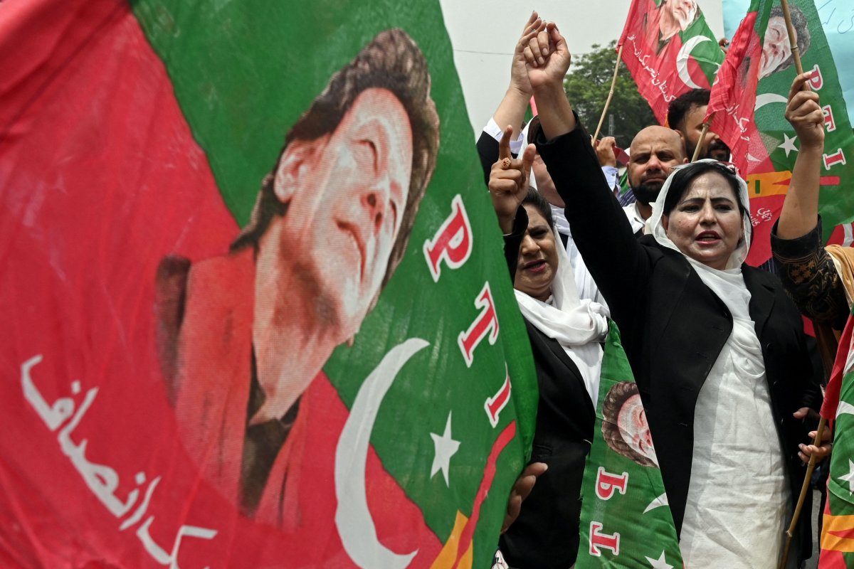 Pakistan, Imran, Khan, PTI, supporters, protest, arrest