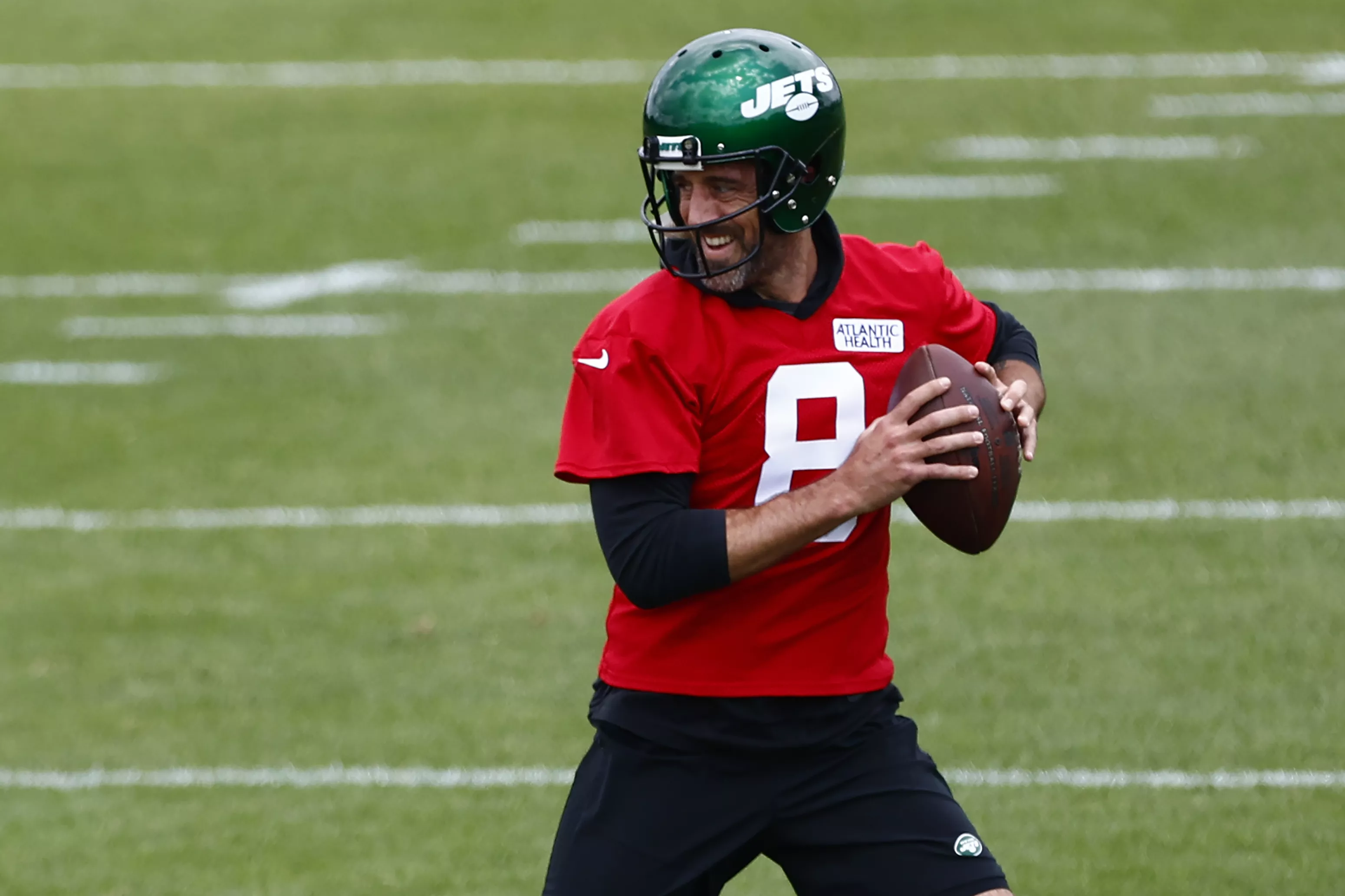 N.Y. Jets Embrace New Star QB Aaron Rodgers on HBO's 'Hard Knocks' - Vimarsana News