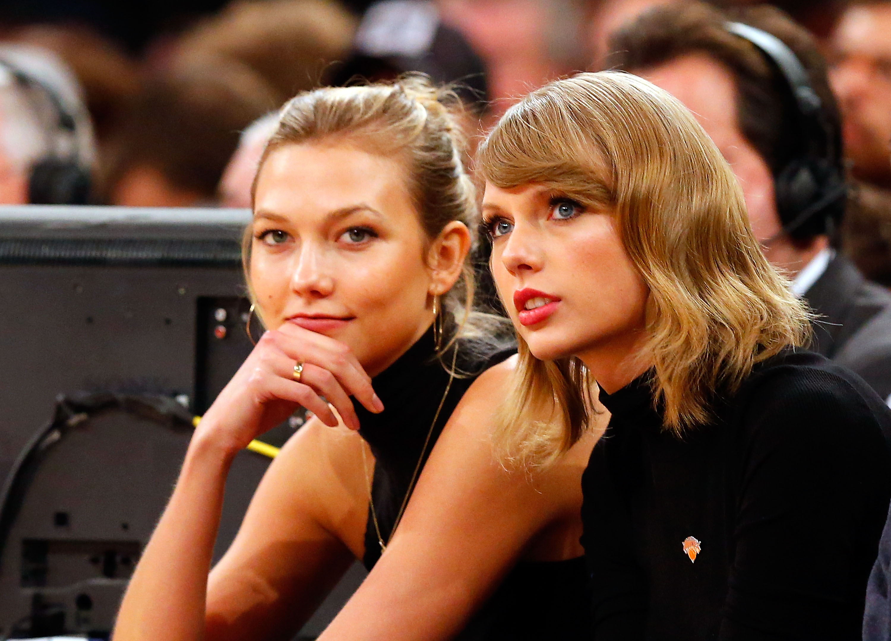 What Happened Between Taylor Swift, Karlie Kloss? Model Spotted at ...