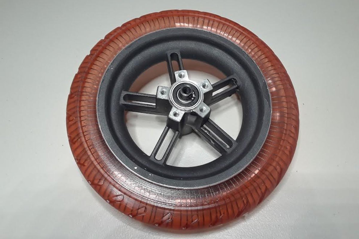 Airless scooter tire