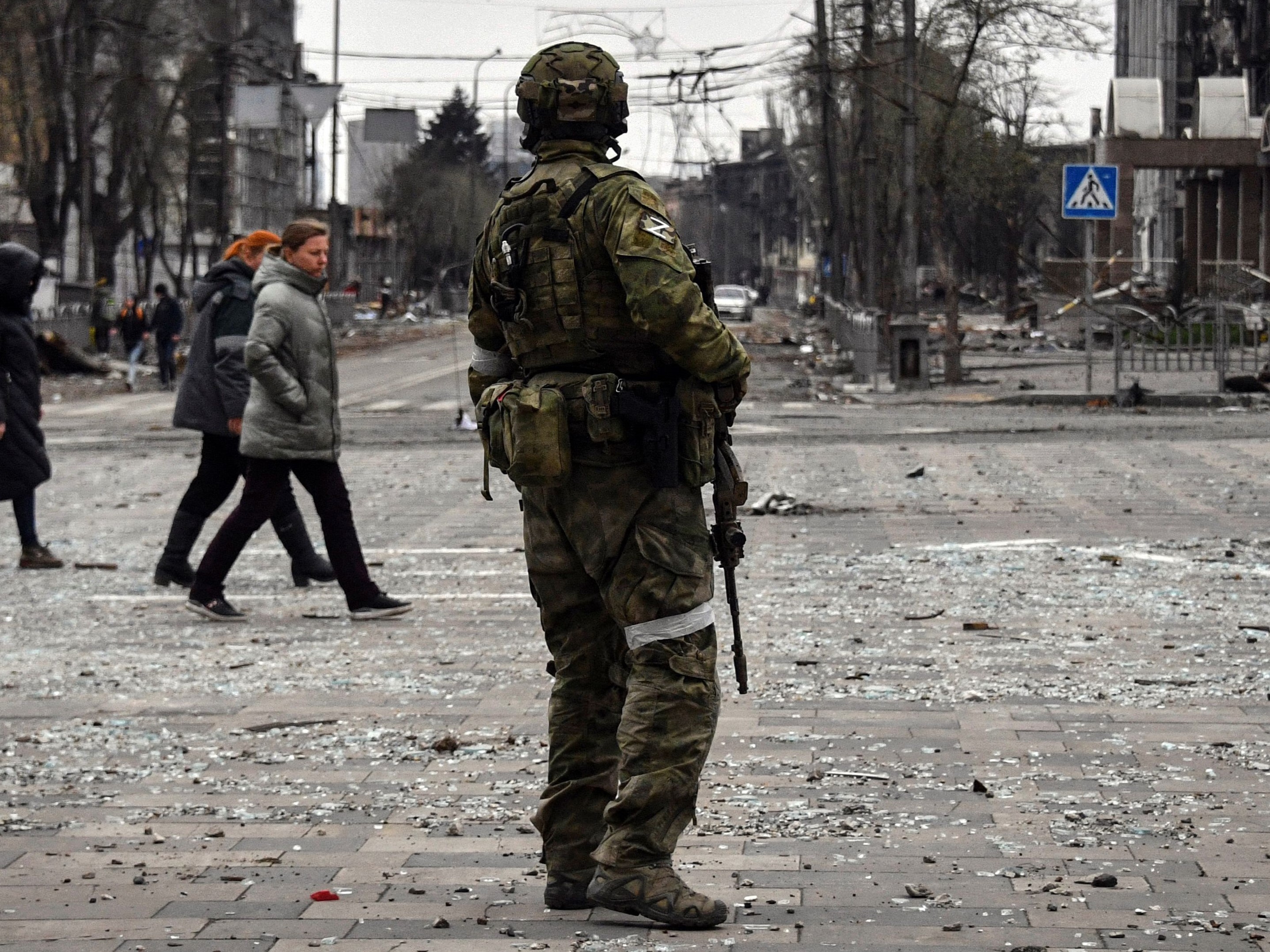 Спалення російських трупів і створення “різкого” запаху при великих втратах: Україна