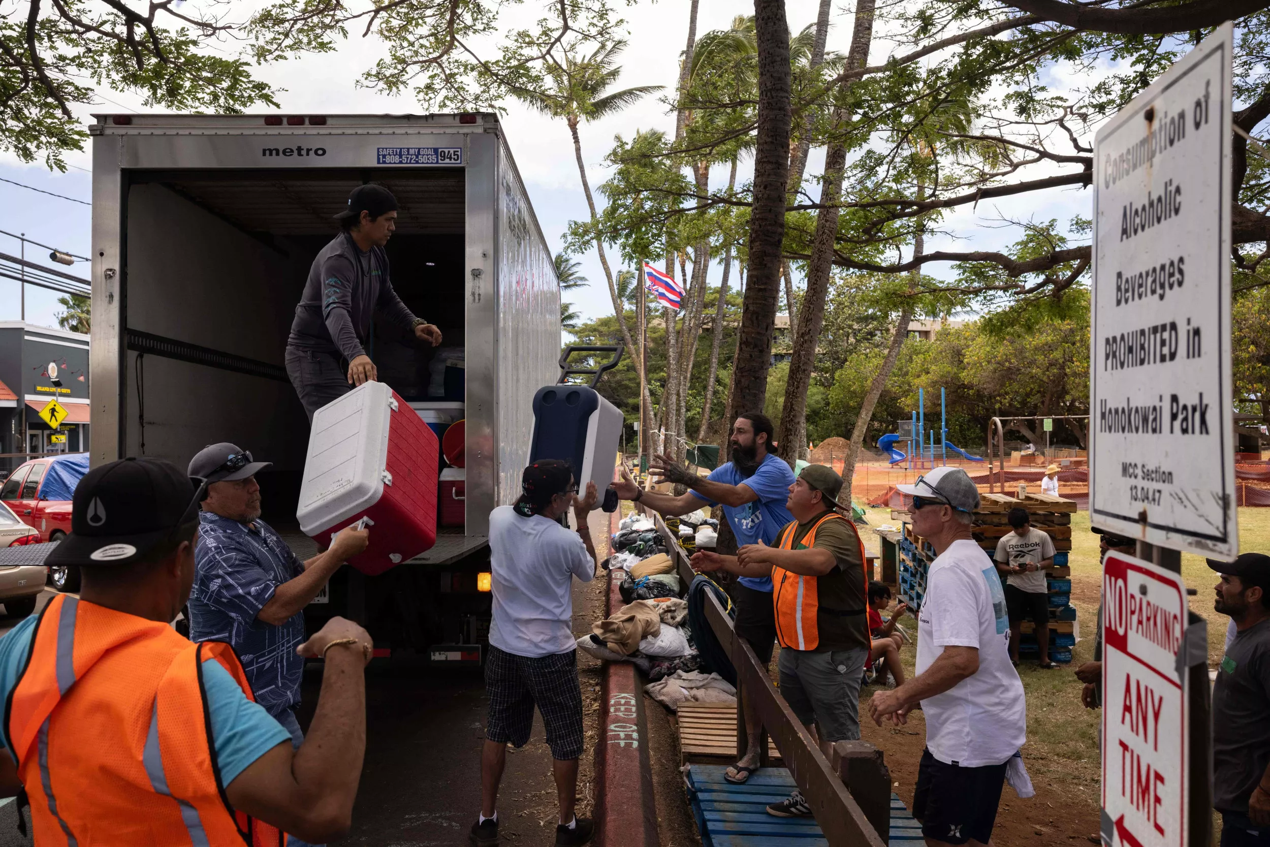 Hawaii Officials Issue Six Point Aid Plan for Helping Maui Wildfire Victims - Vimarsana News