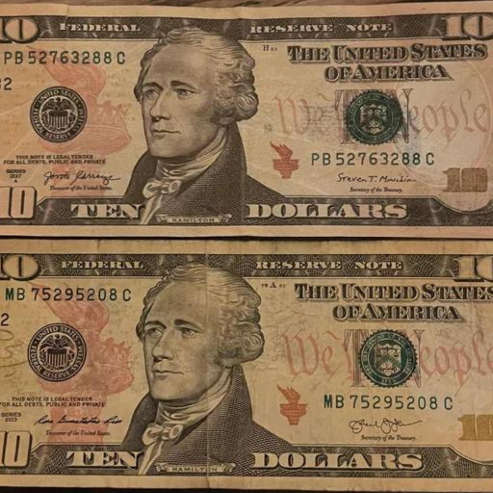 Can You Spot The Fake $10 Bill?