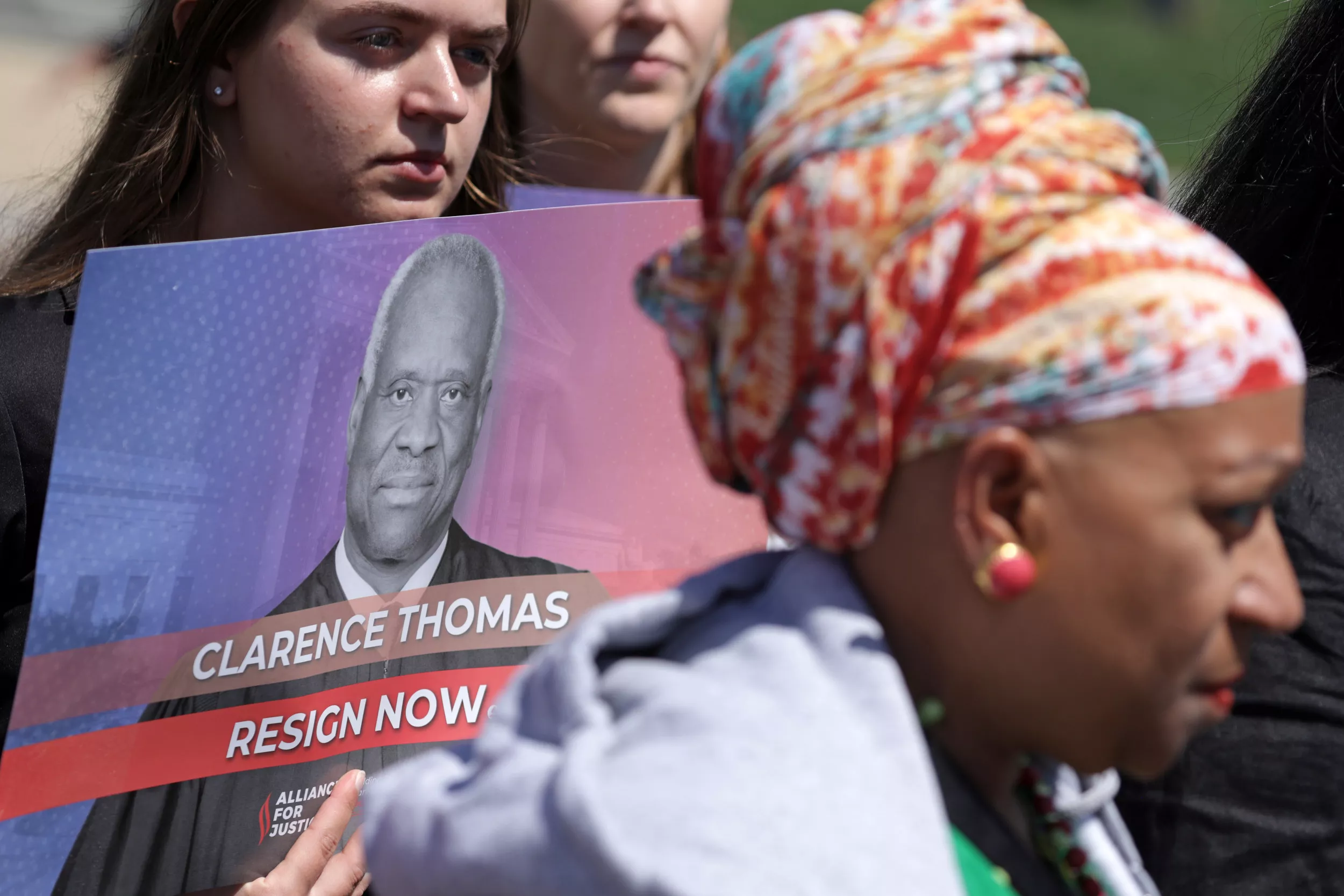 Could Clarence Thomas Get Impeached and Removed From Supreme Court? - Vimarsana News