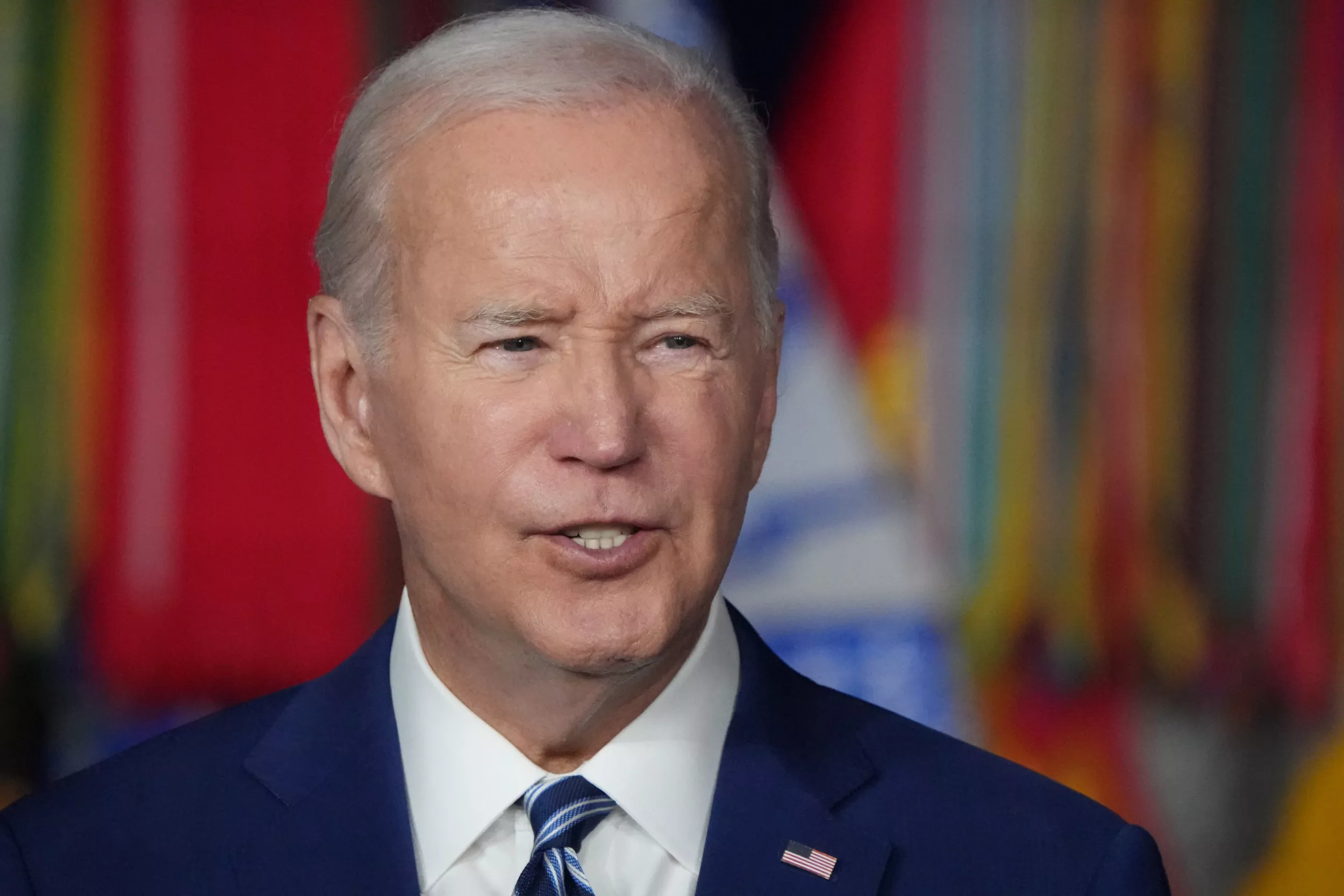 Joe Biden's 'Robert Peters' Pseudonym Under Scrutiny as GOP Probes Emails - Vimarsana News