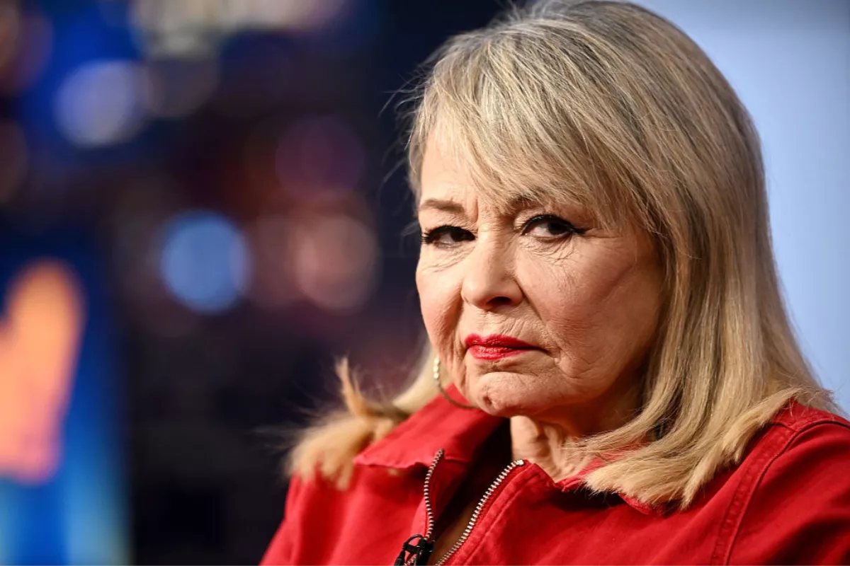 Roseanne Barr's Maui Wildfire Meme Sparks Debate - Vimarsana News