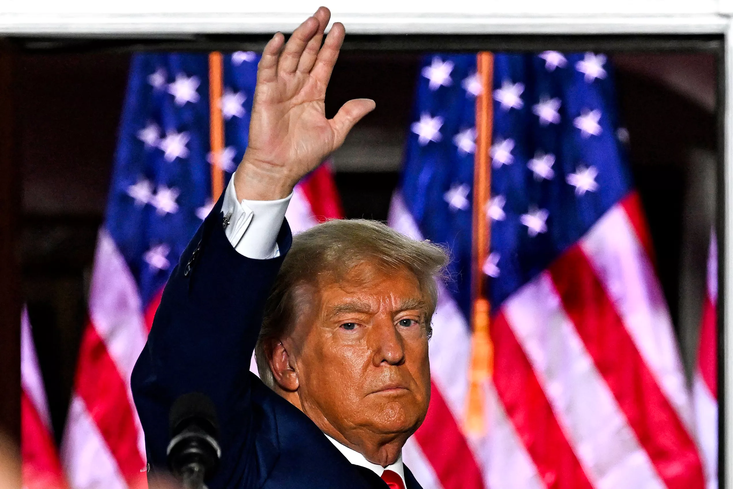 Thousands of Christians Call to Expel Pastor Indicted With Trump - Vimarsana News