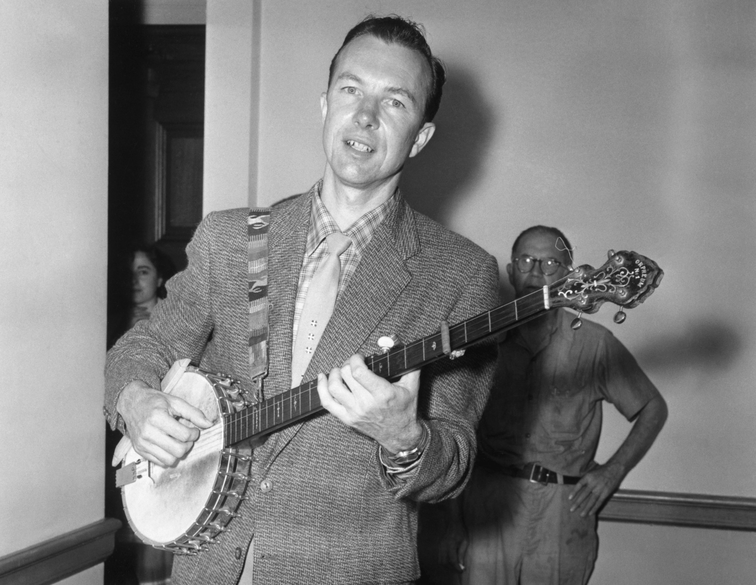 Pete Seeger's Music Spoke to My Generation, and Mom's