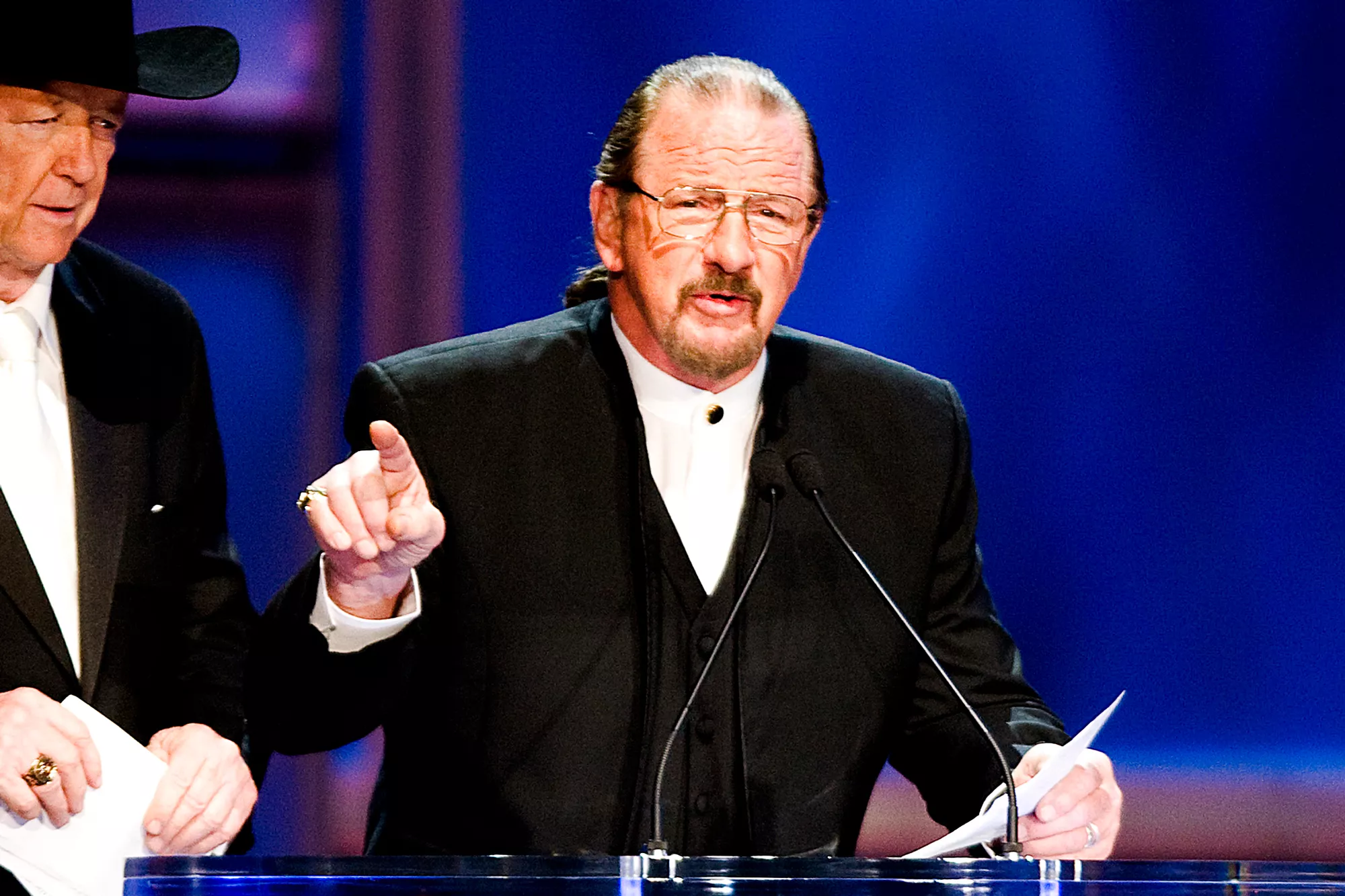 Social Media Reacts to the Passing of Professional Wrestling Legend Terry Funk - Vimarsana News