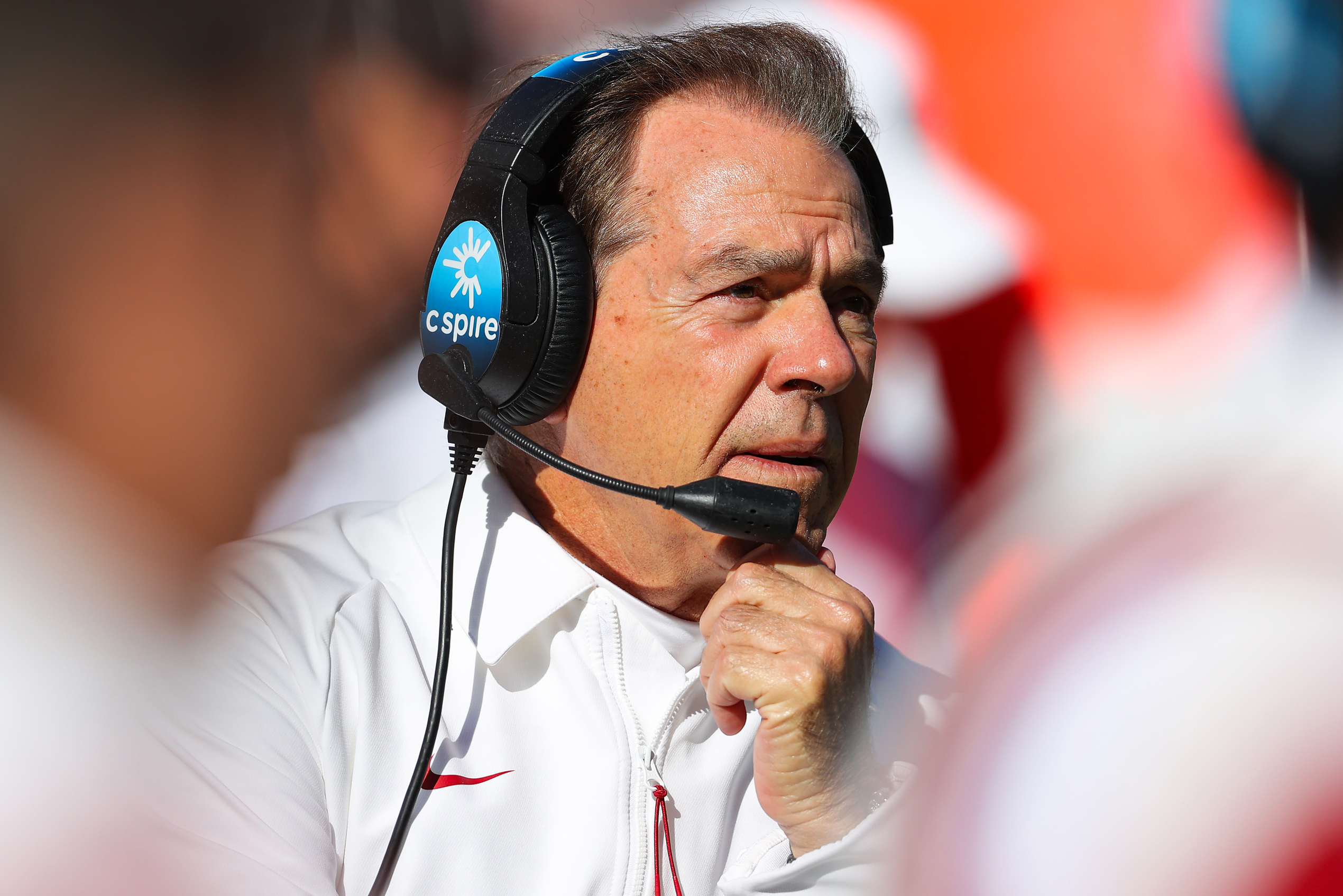 Georgia, Alabama Among Title Favorites as College Football Season Begins