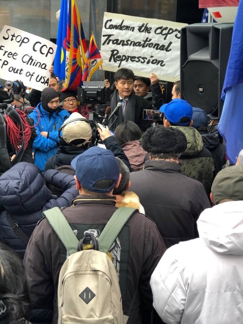 Democracy Activists Protest Outside Chinese Police Station