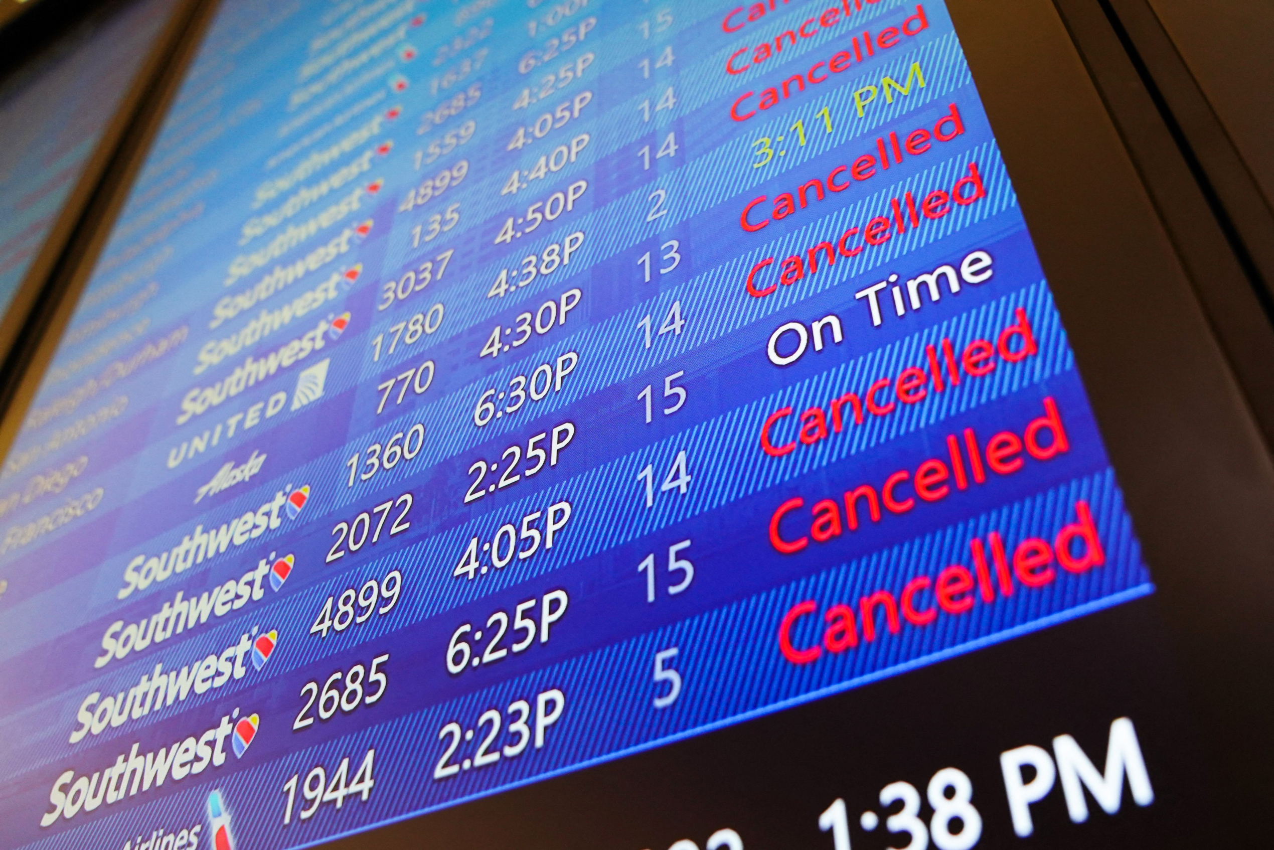 Flights Cancelled As Storm Hits Gulf Coast