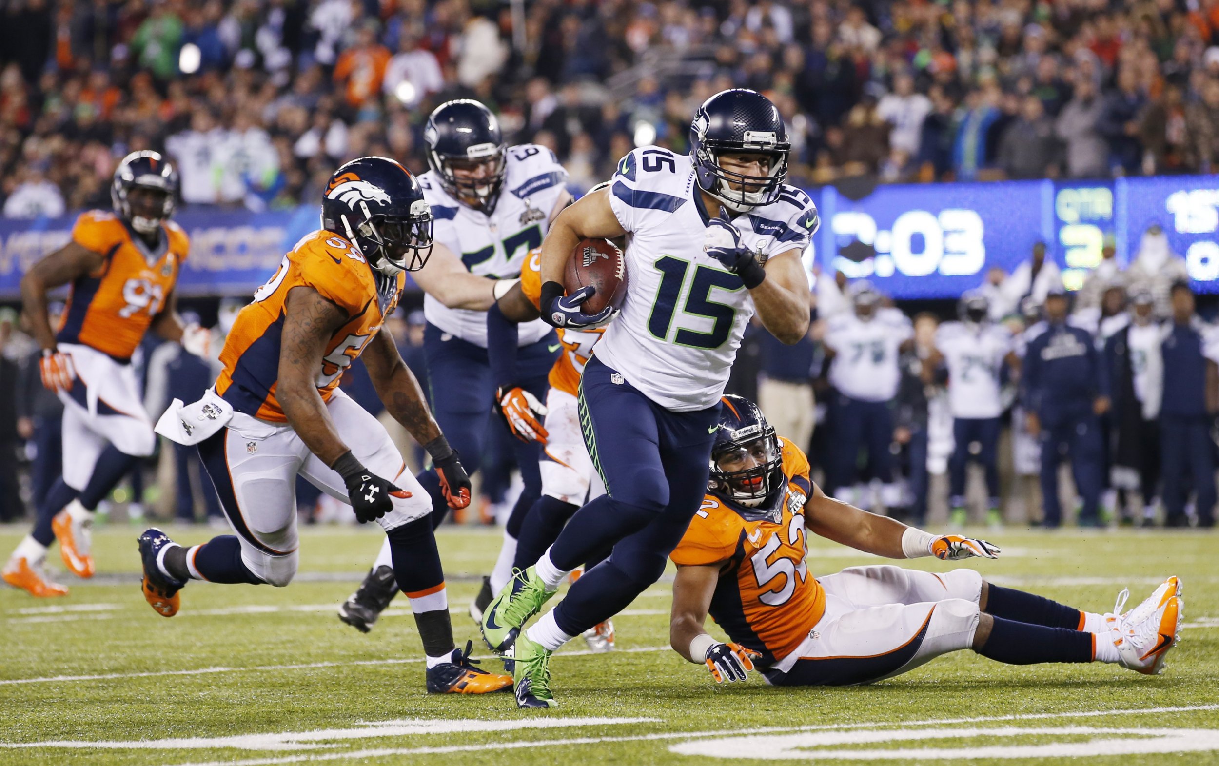 Seattle blows out Denver for first Super Bowl win - West Central