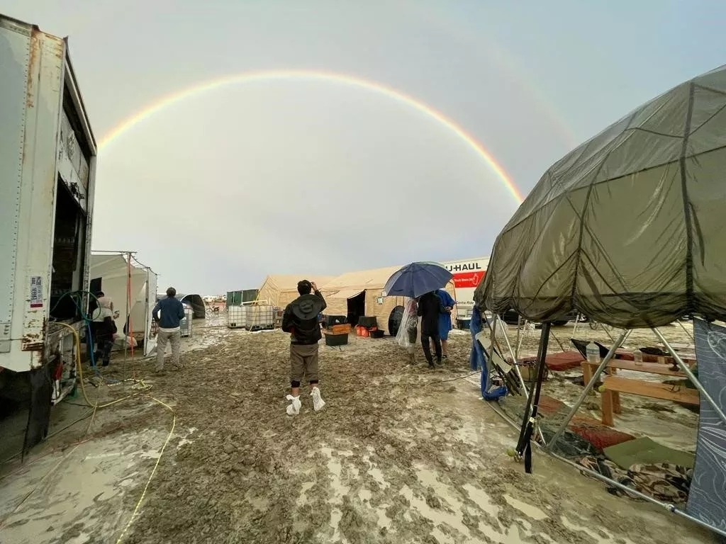 Burning Man Celebrities Who Got Caught Up in Chaos - Vimarsana News