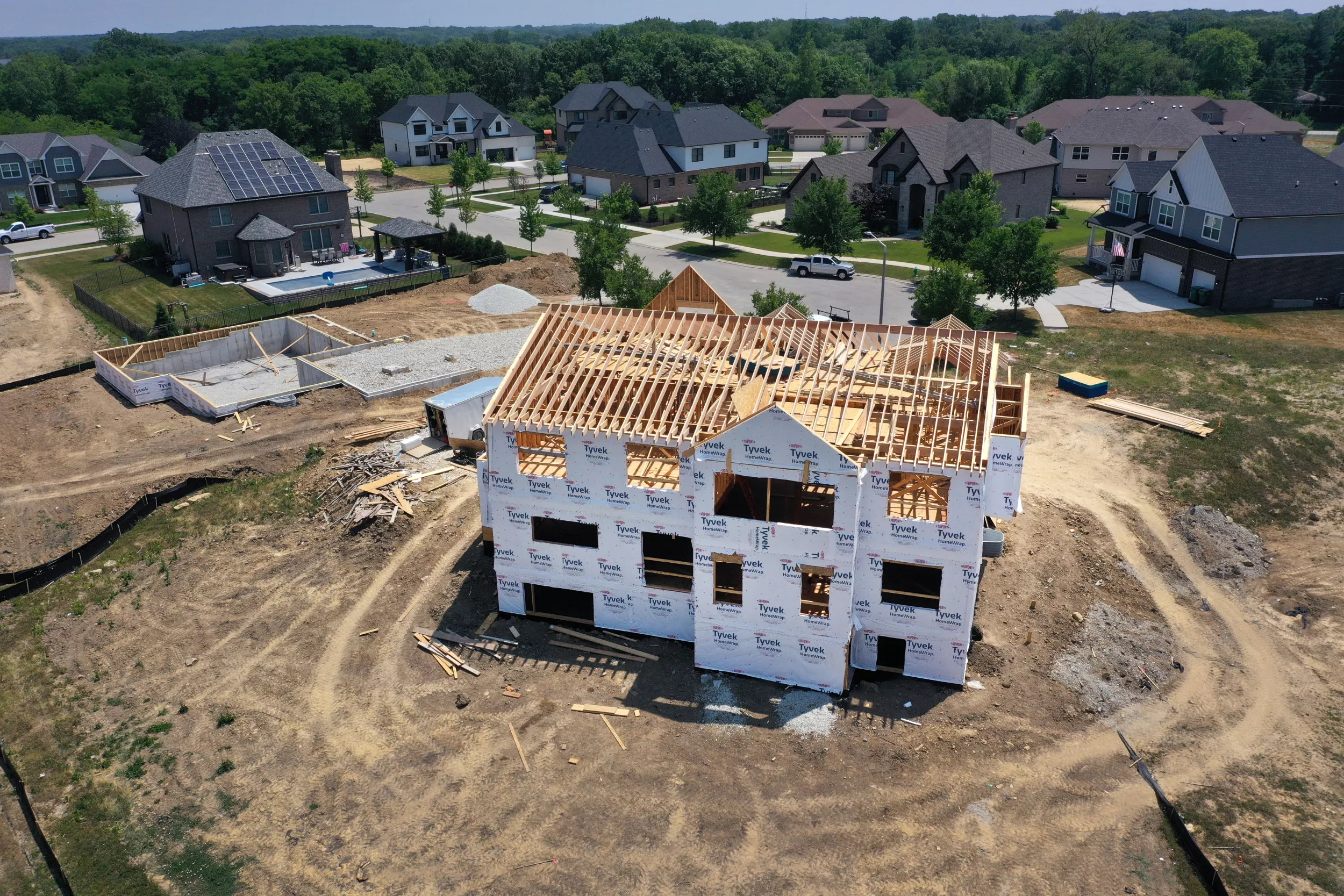 Housing Market Gets More Bad News as Inventory Struggles - Vimarsana News