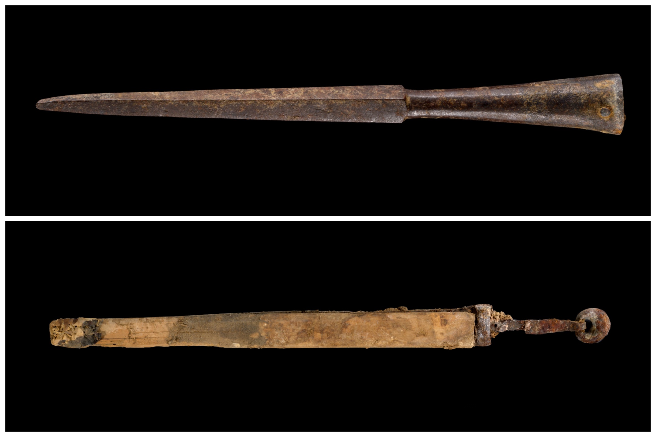 Rare Ancient Roman Swords From 1900 Years Ago Found In Desert Cave Newsweek 8114