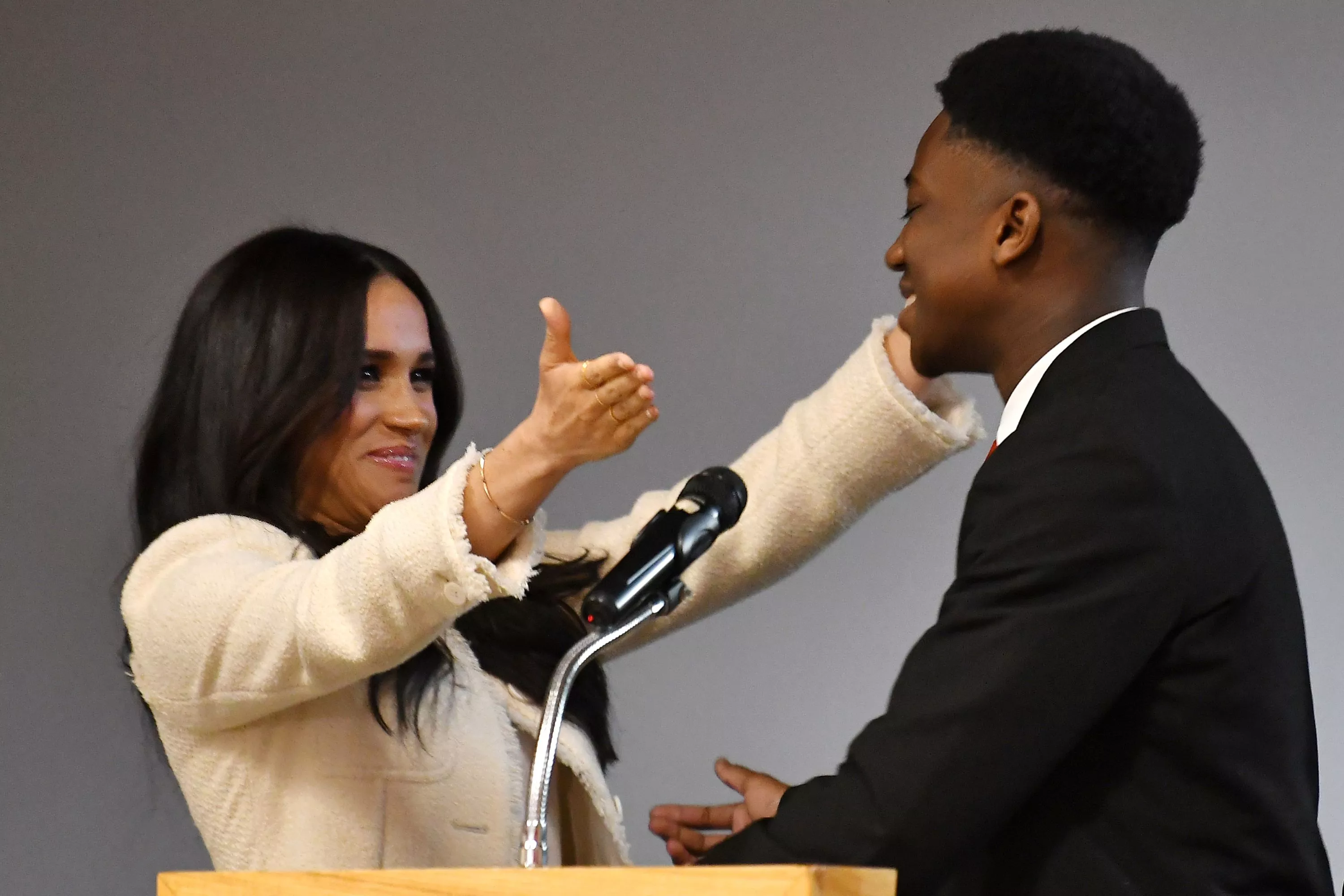 Schoolboy's Very Honest Reaction to Meghan Markle Goes Viral - Vimarsana News