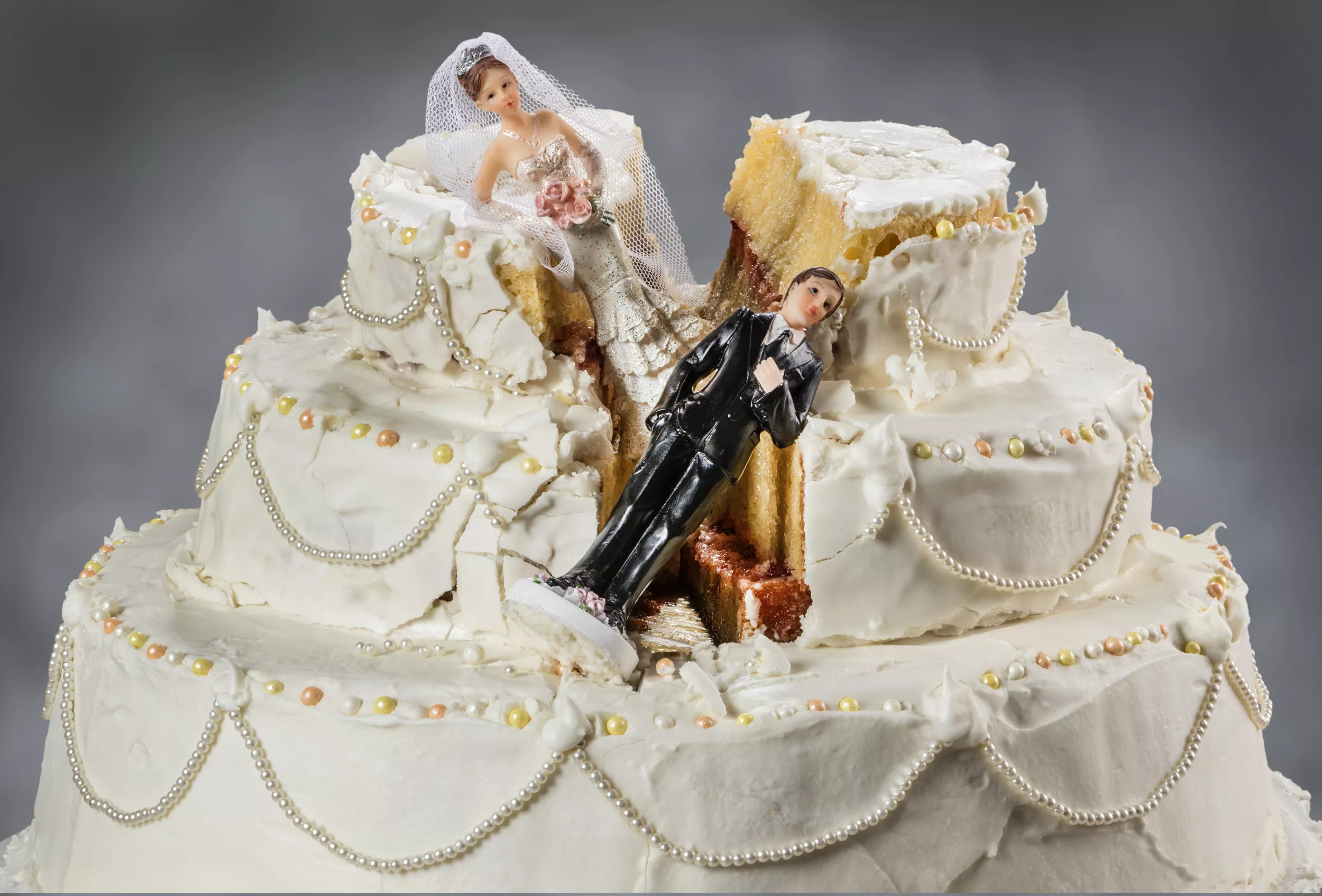 Wedding Breaks Into 40-Minute Brawl in Long Island - Vimarsana News