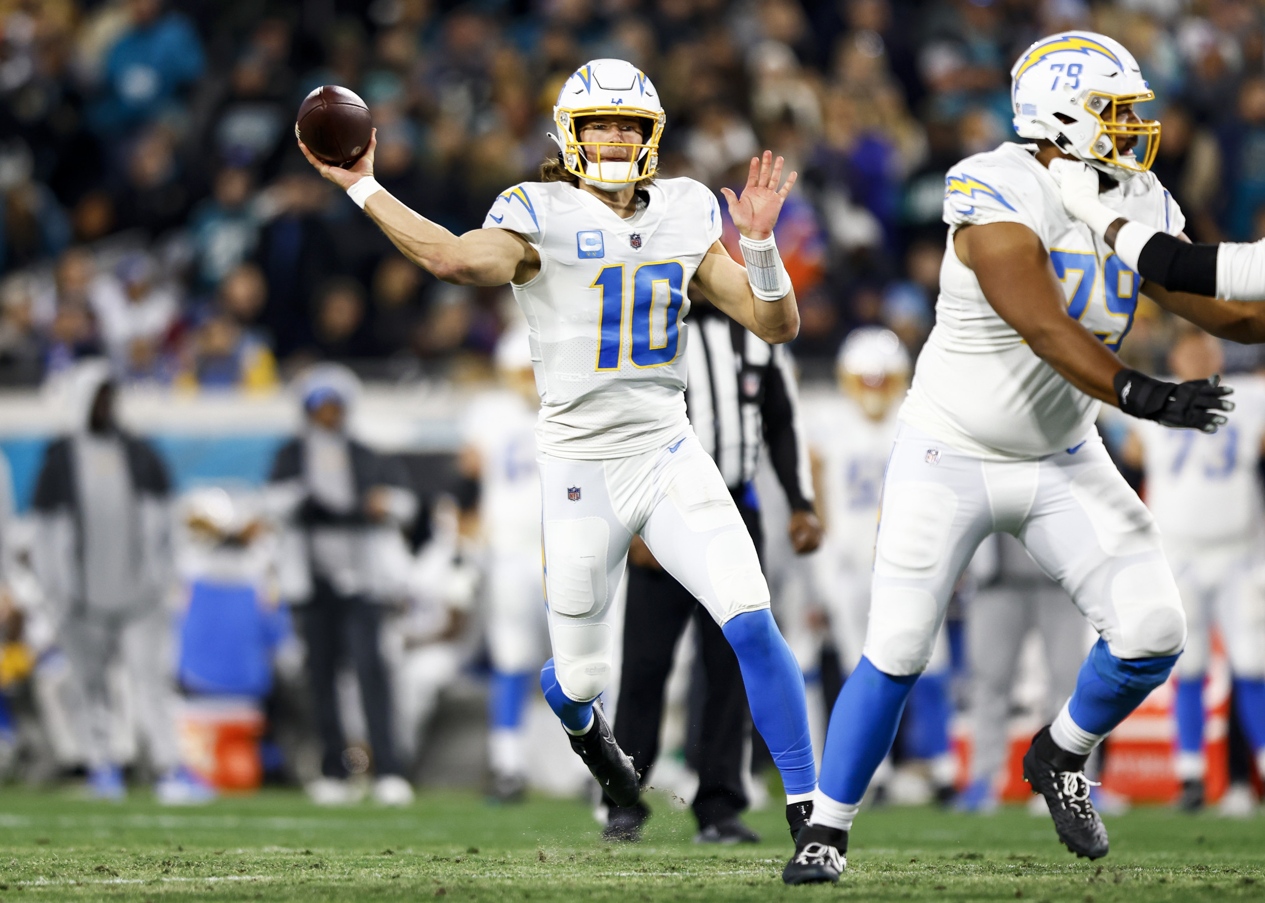 dolphins chargers best bets