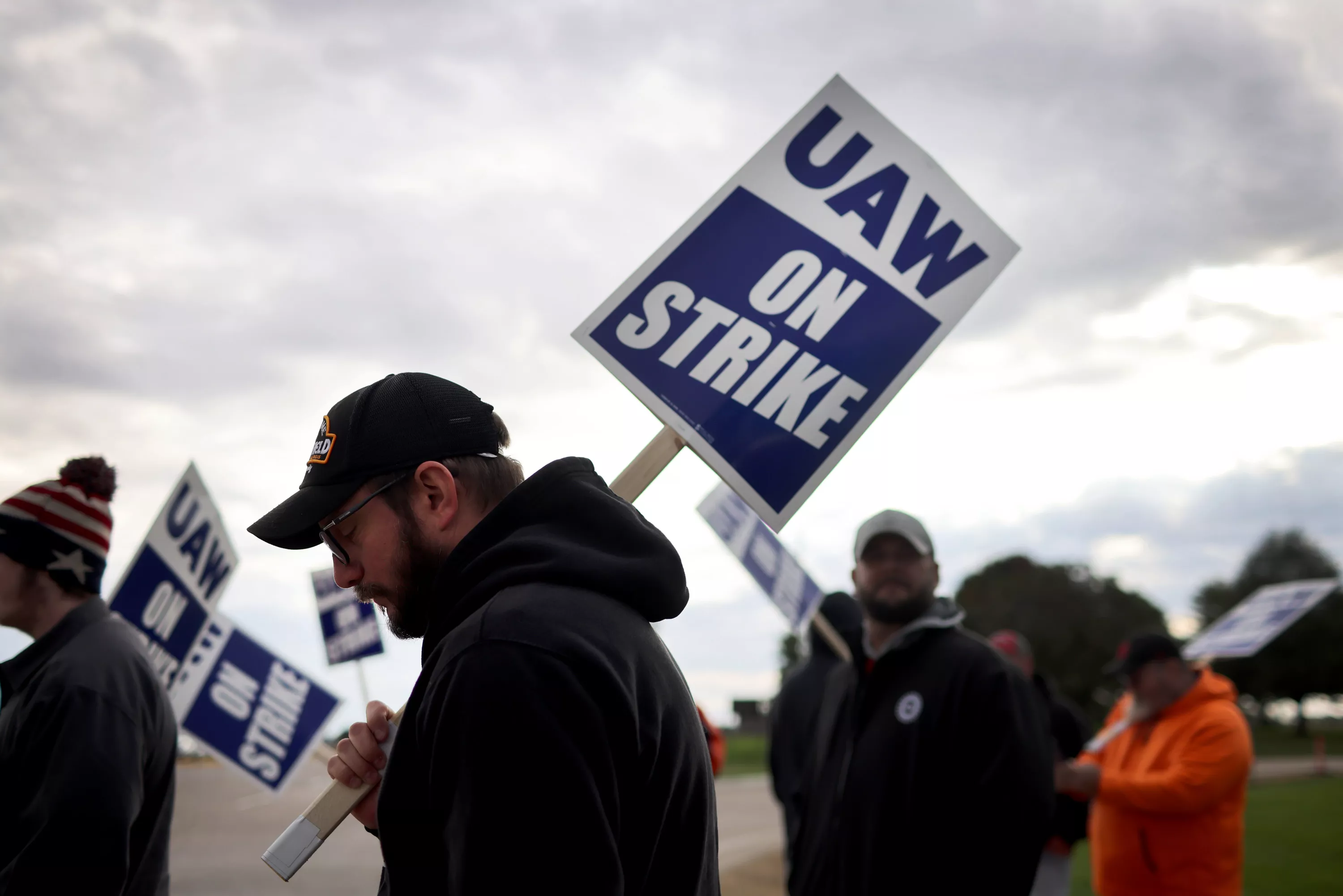 UAW Strike Will be Devastating for U.S. Car Industry - Vimarsana News
