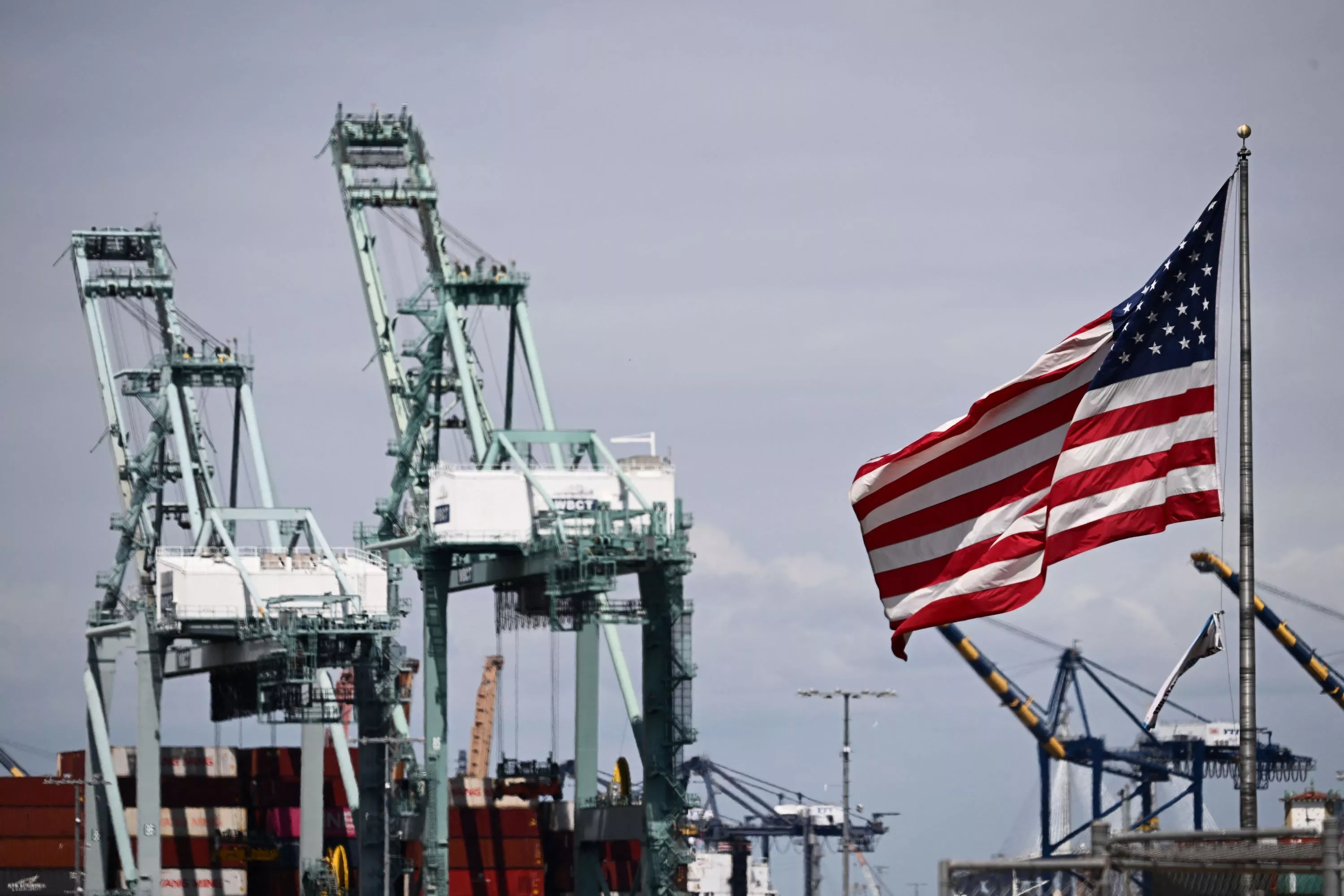 China Poses Security Threat at American Ports - Vimarsana News
