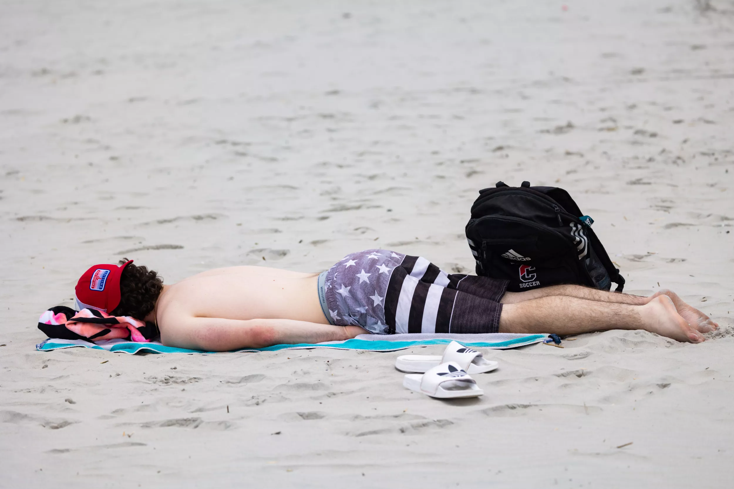 The Sleep Position Experts Warn Against—And How to Snooze Instead - Vimarsana News