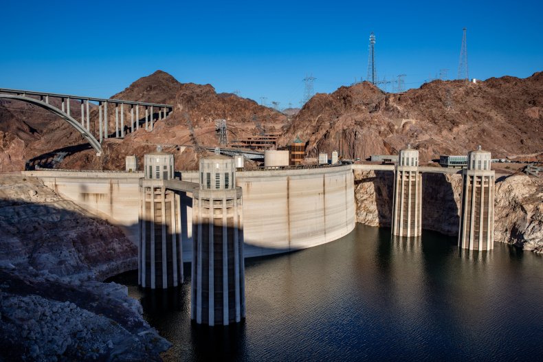 Pictures show how water levels are in Lake Mead 