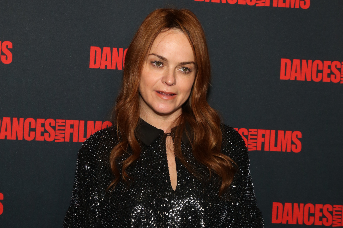 Taryn Manning Lashes Out at Ashton Kutcher After Danny Masterson Video pic