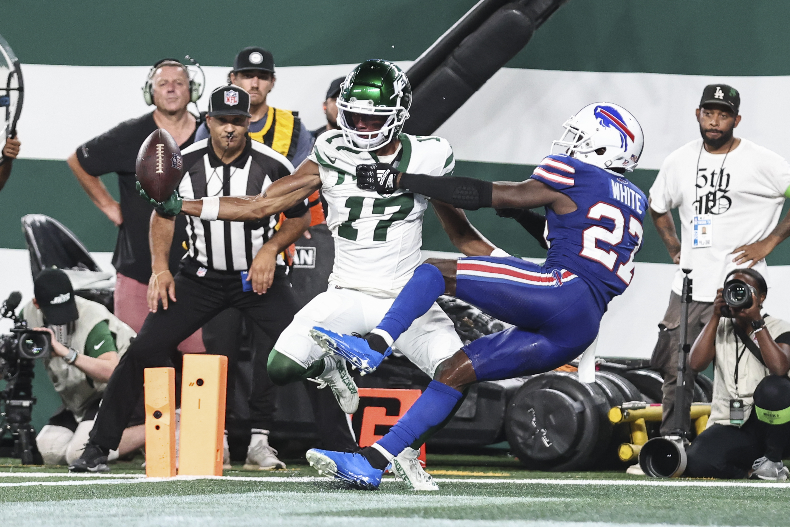 Jets WR Look Ahead  Garrett Wilson Gives Green & White a Go-To Guy