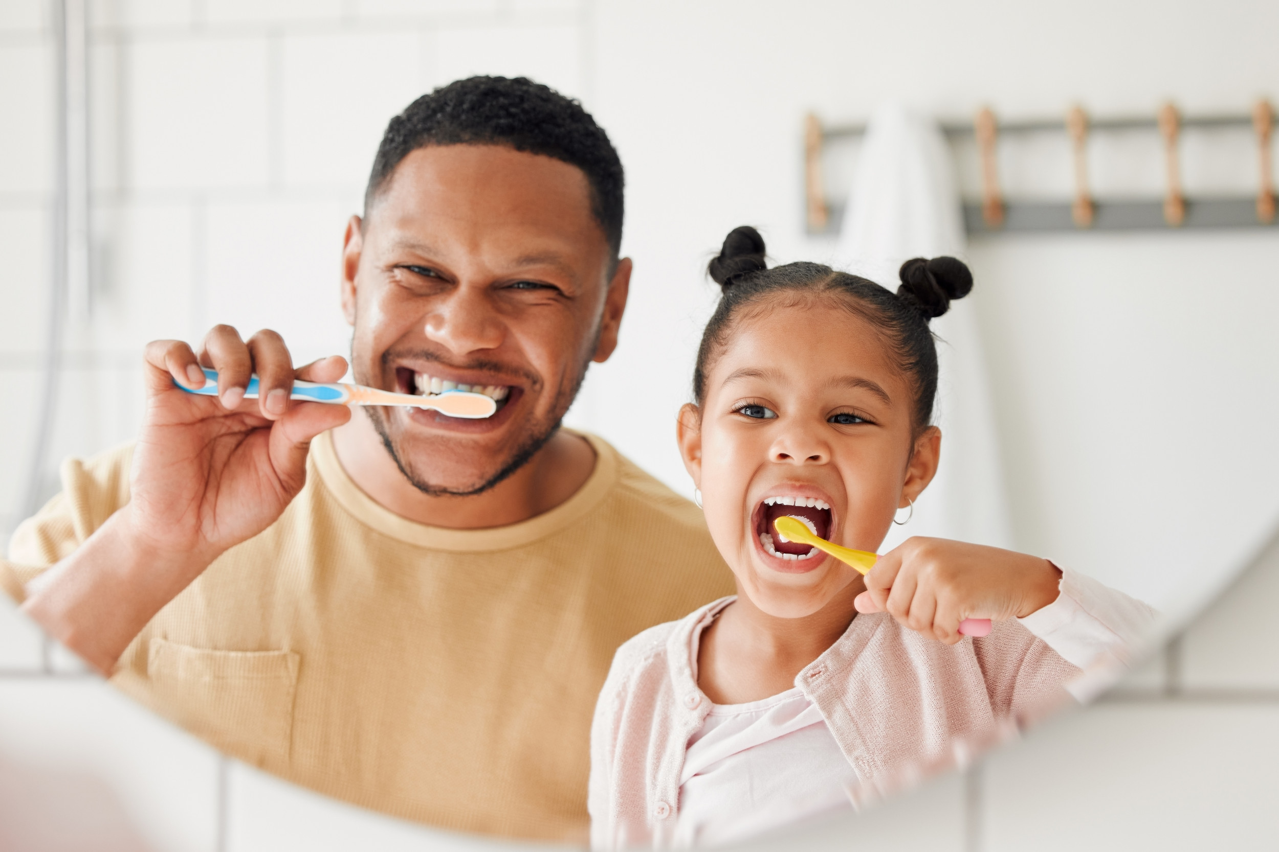 Les bactéries dangereuses sur votre brosse à dents et comment les prévenir